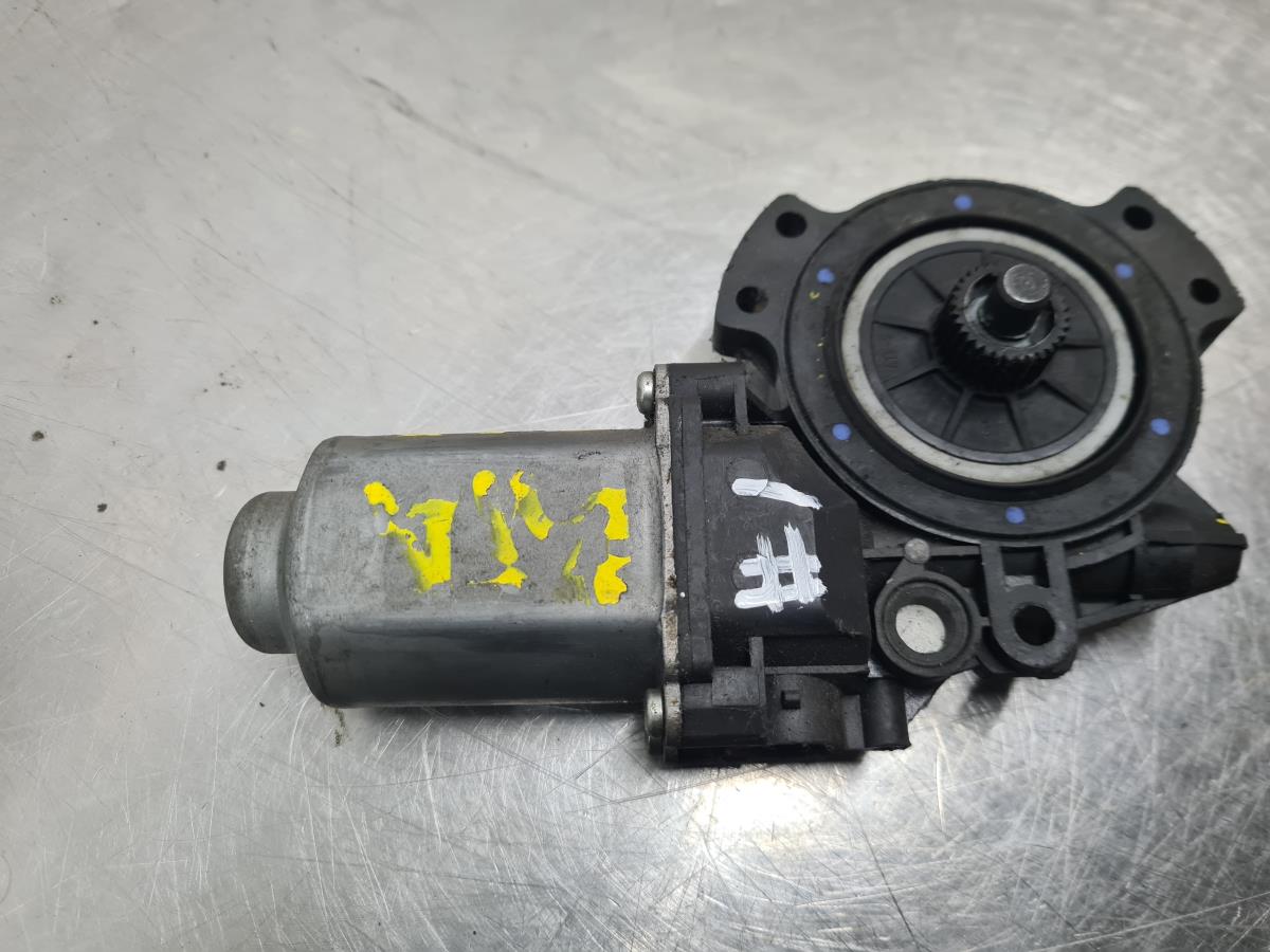 Moteur lève-vitre avant gauche KIA Ceed (ED)