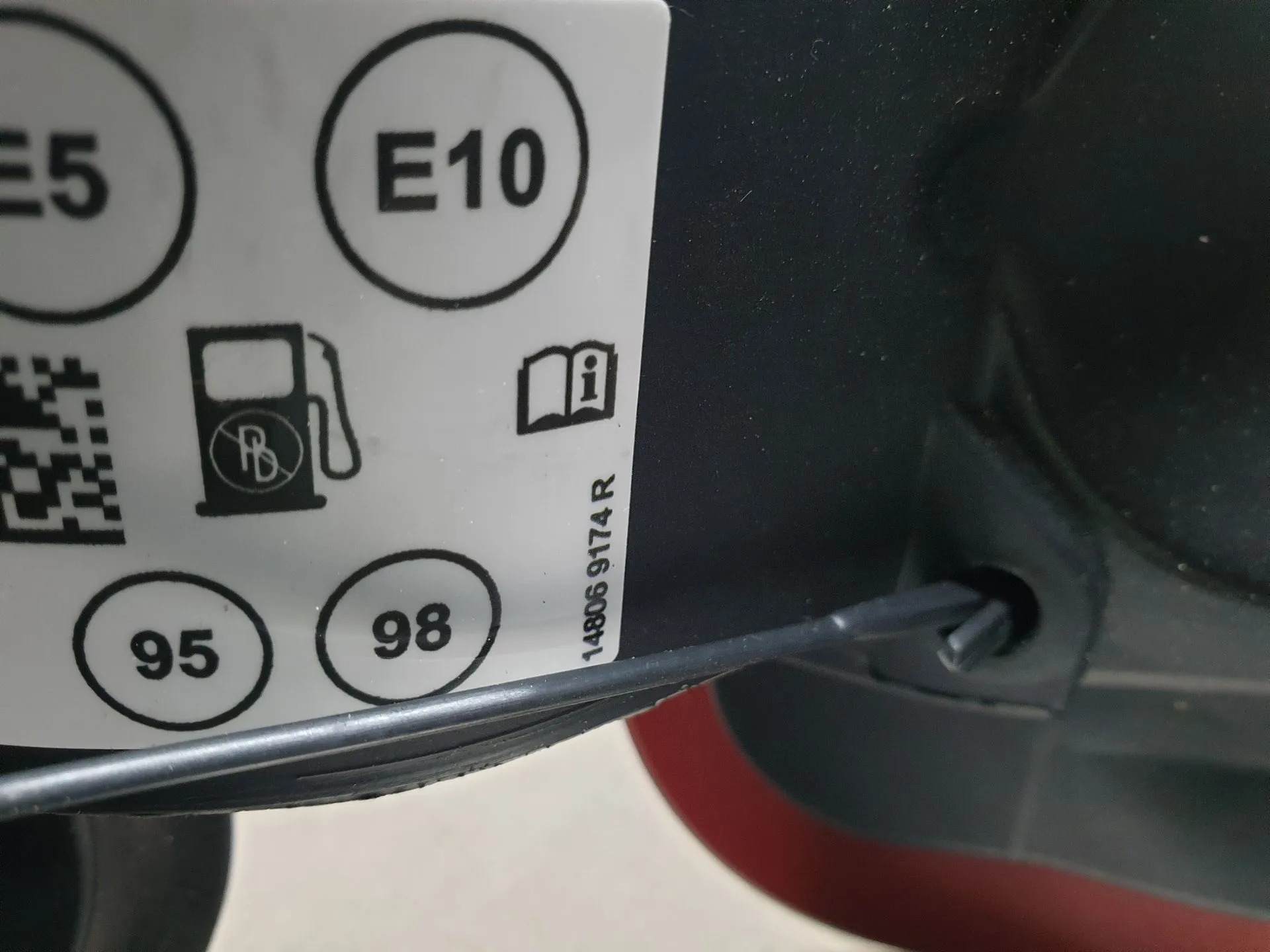 Tapa exterior combustible RENAULT Captur II Imagem-2