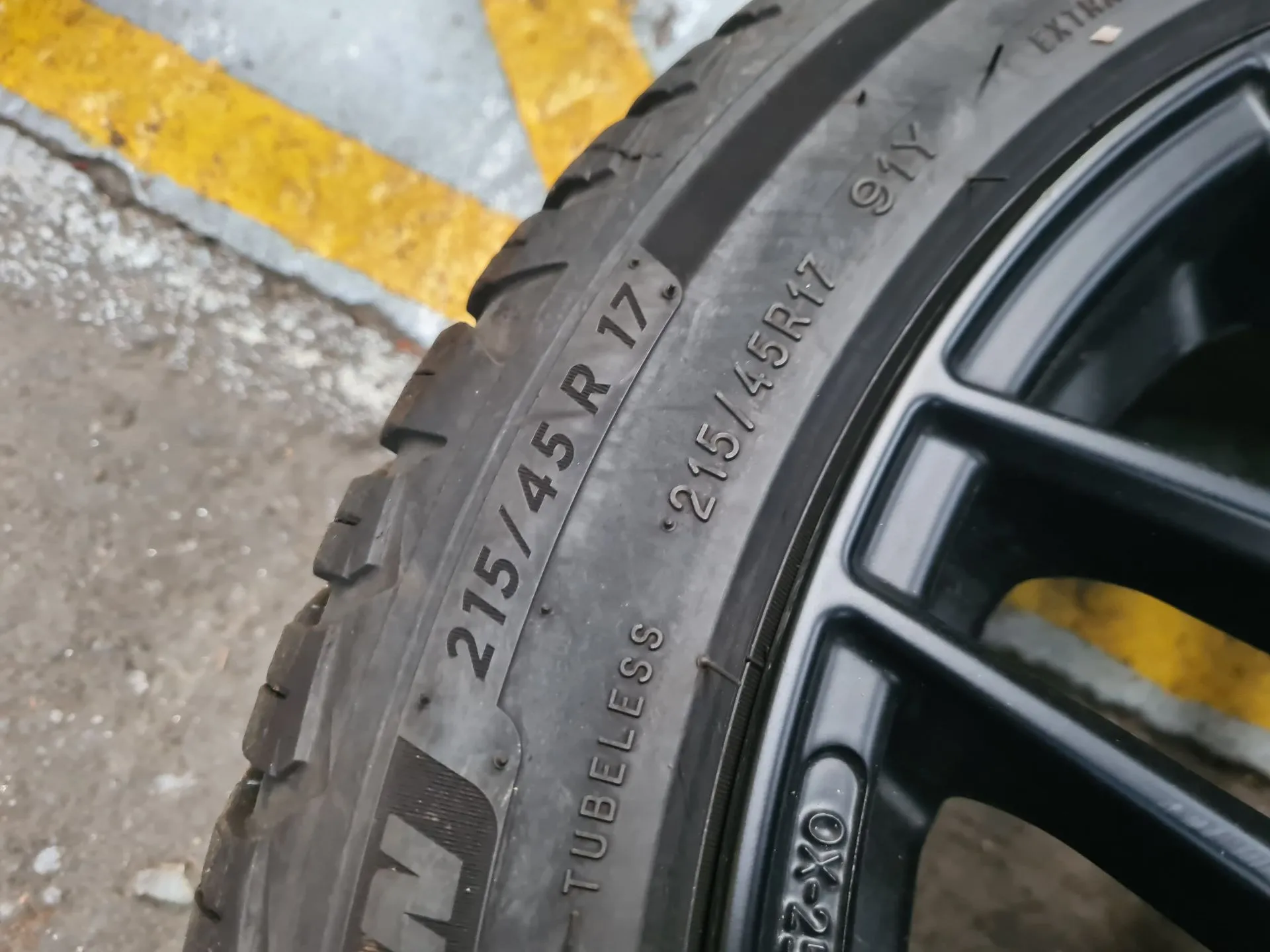 Wheel VOLKSWAGEN Polo (AW1) Imagem-1