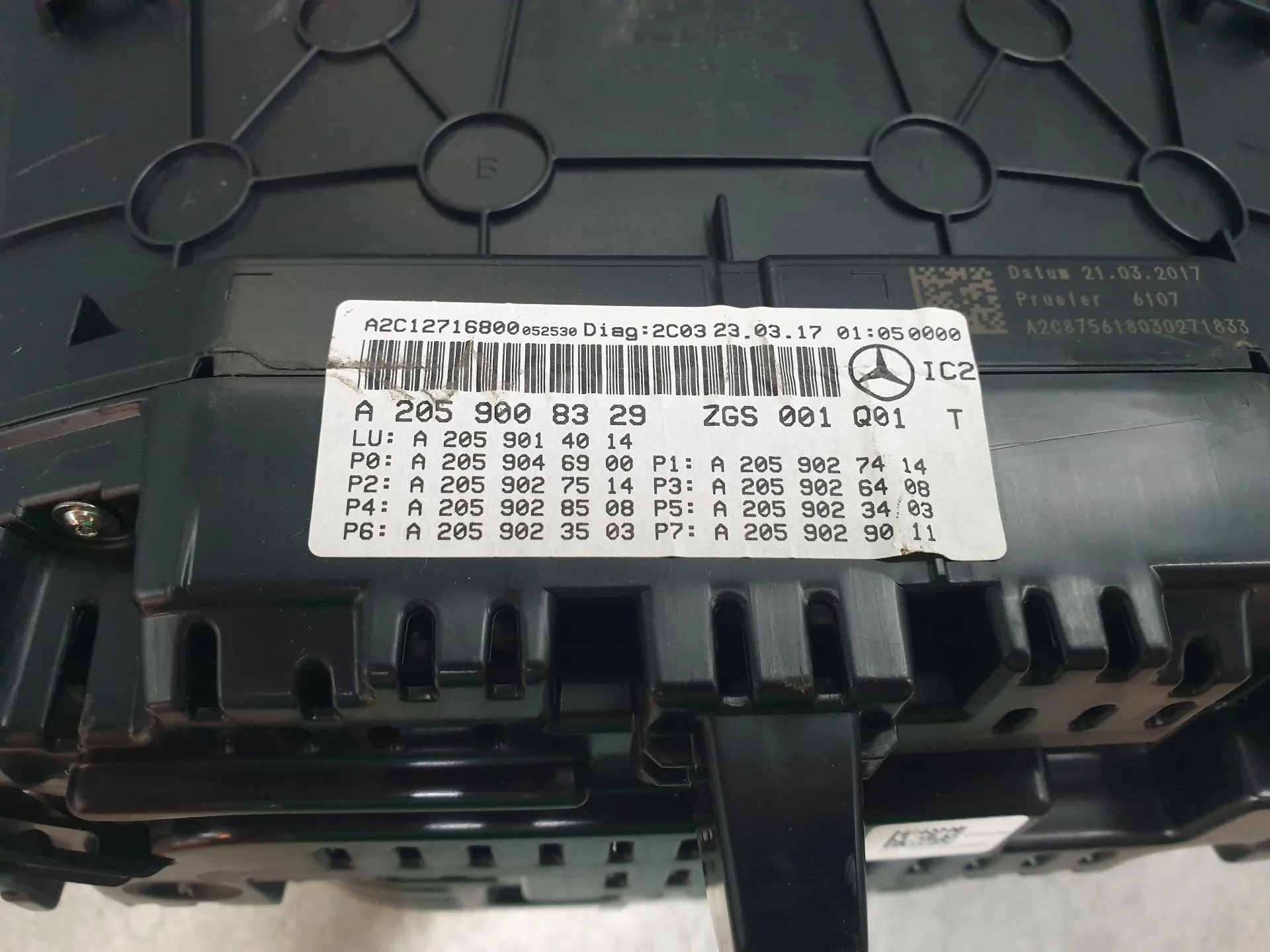Instrument cluster MERCEDES-BENZ Classe C Coupé (C205) Imagem-5