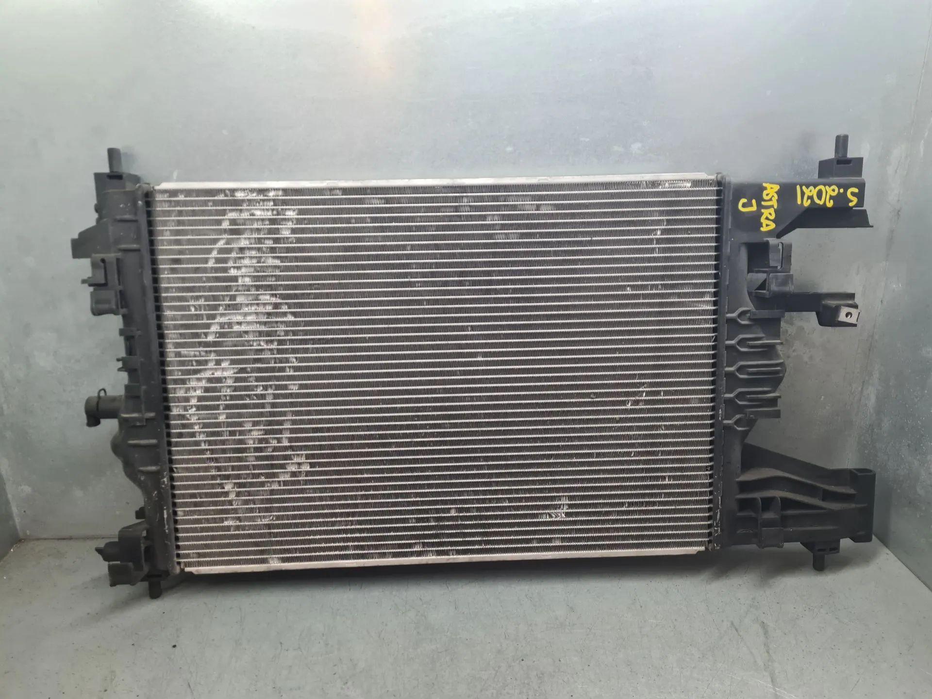 Water radiator OPEL Astra J