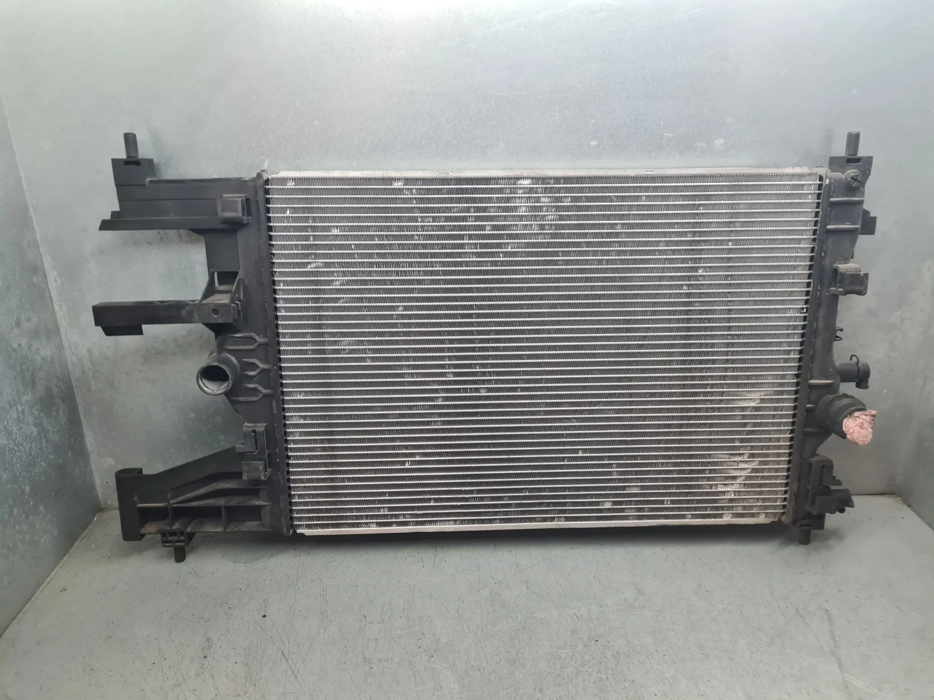 Water radiator OPEL Astra J Imagem-4