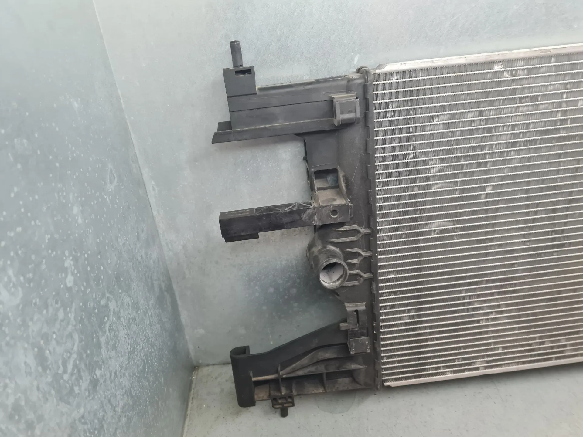 Water radiator OPEL Astra J Imagem-5