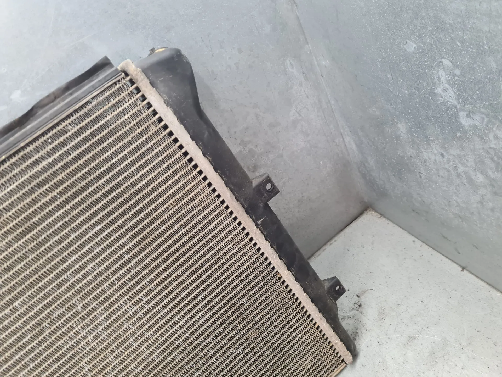 Water radiator VOLKSWAGEN Caddy III Kombi (2KB, 2KJ, 2CB, 2CJ) Imagem-7