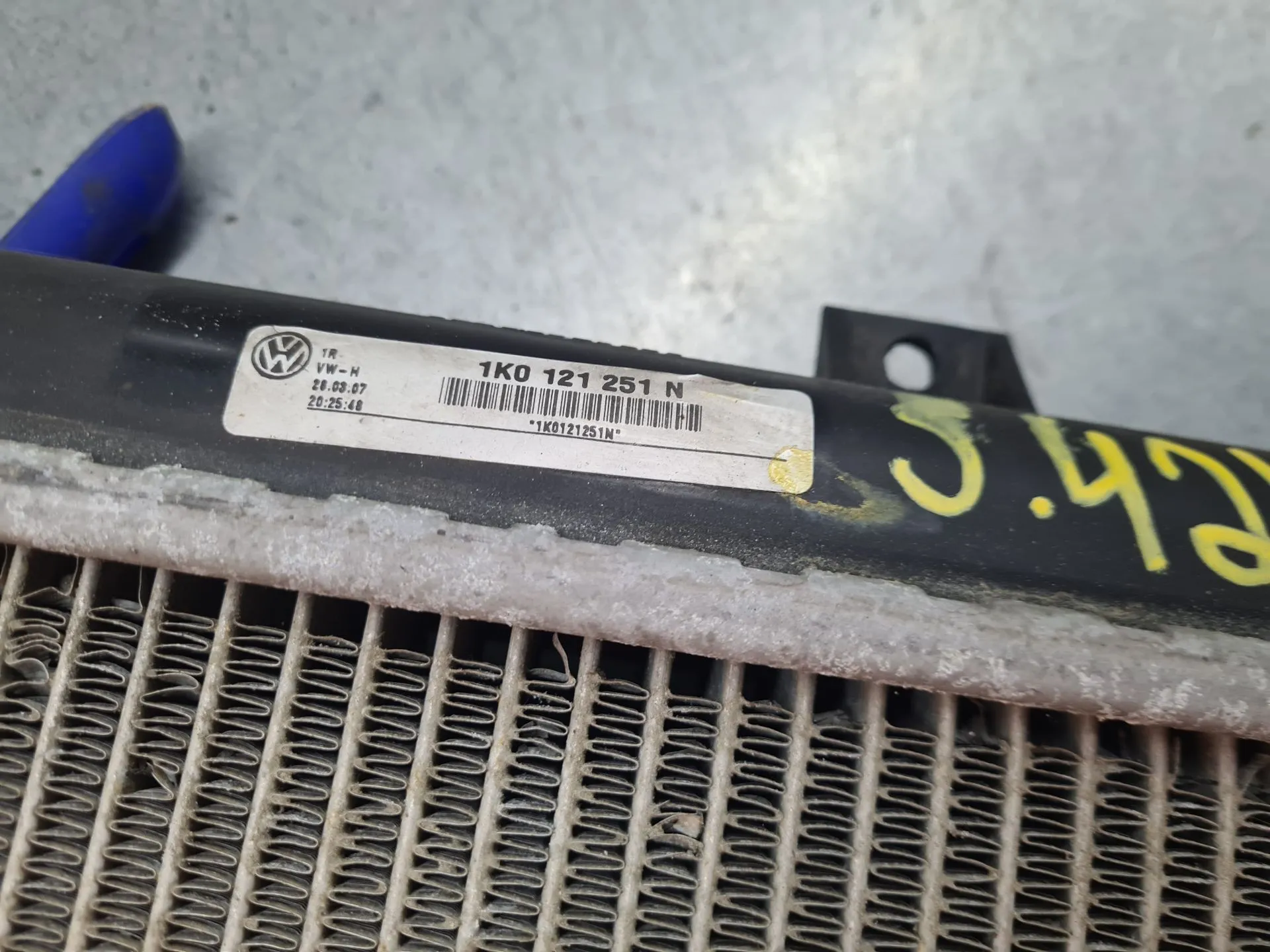 Water radiator VOLKSWAGEN Caddy III Kombi (2KB, 2KJ, 2CB, 2CJ) Imagem-8