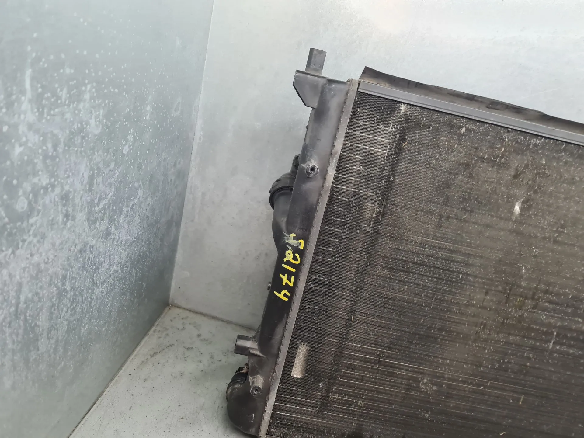 Radiador de agua VOLKSWAGEN Beetle Cabriolet (5C7, 5C8) Imagem-1