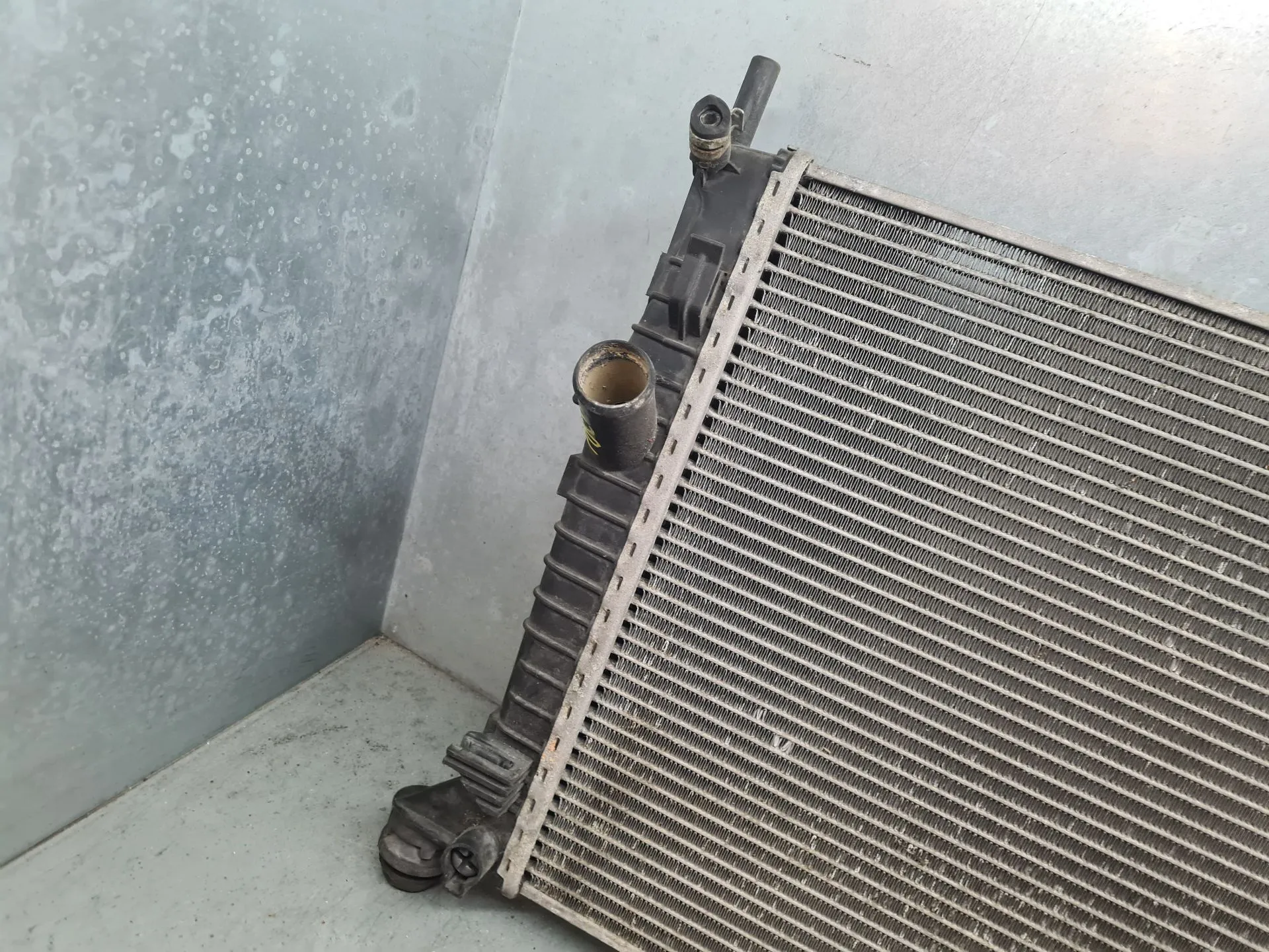 Water radiator FORD Focus I (DAW, DBW) Imagem-1
