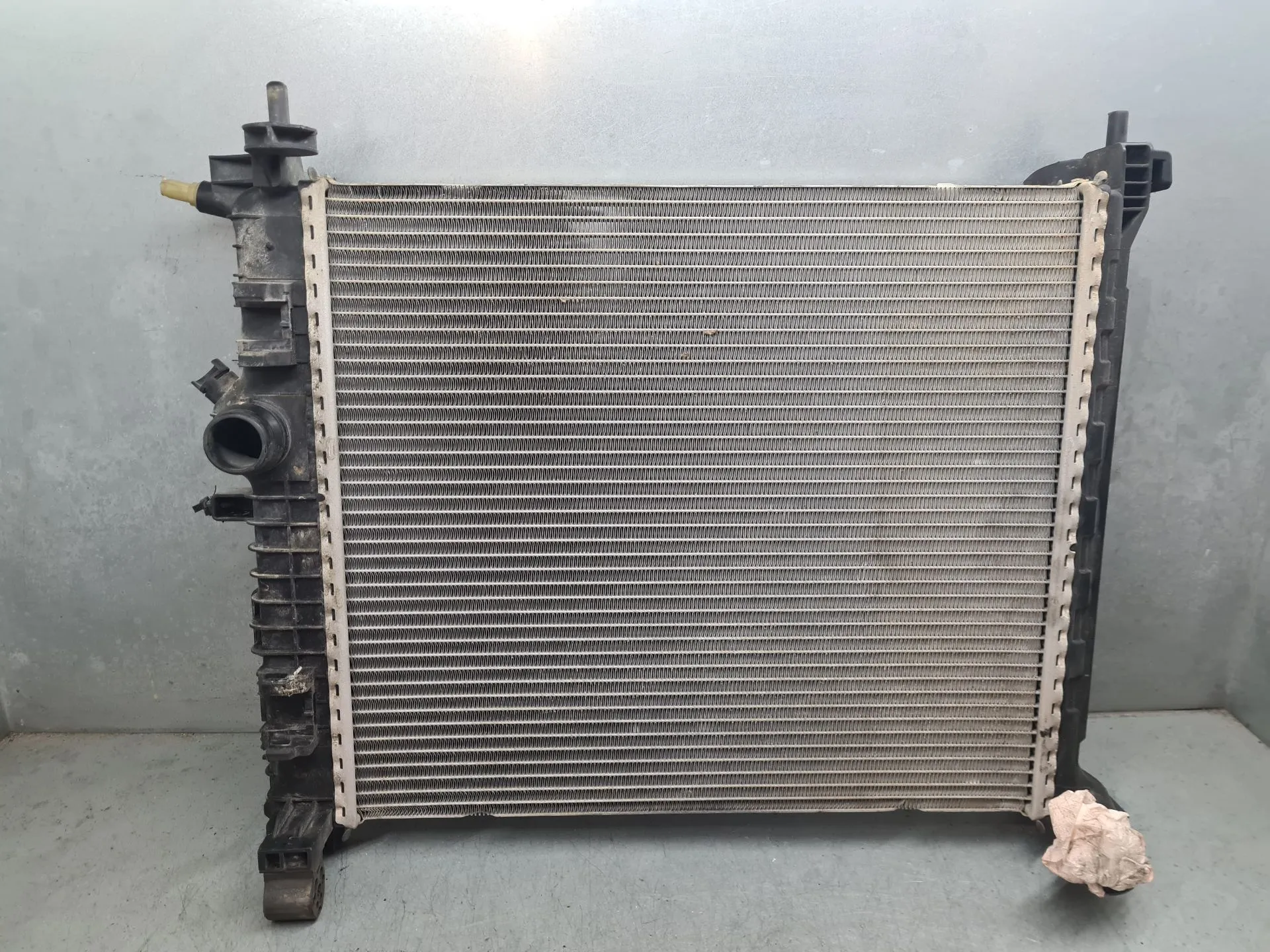 Water radiator OPEL Meriva B Imagem-1