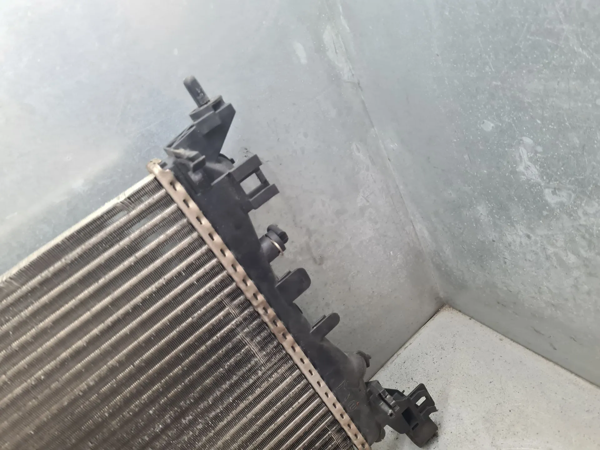 Water radiator OPEL Corsa E Imagem-4
