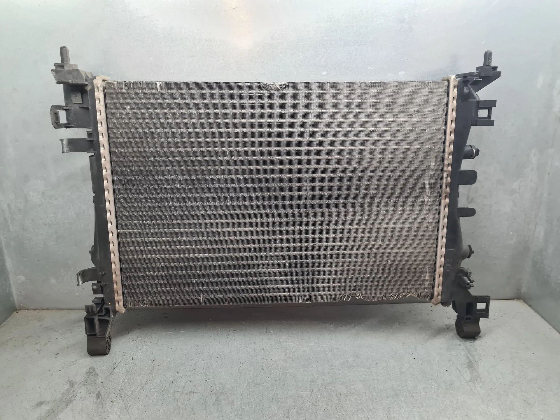 Water radiator OPEL Corsa E Imagem-3