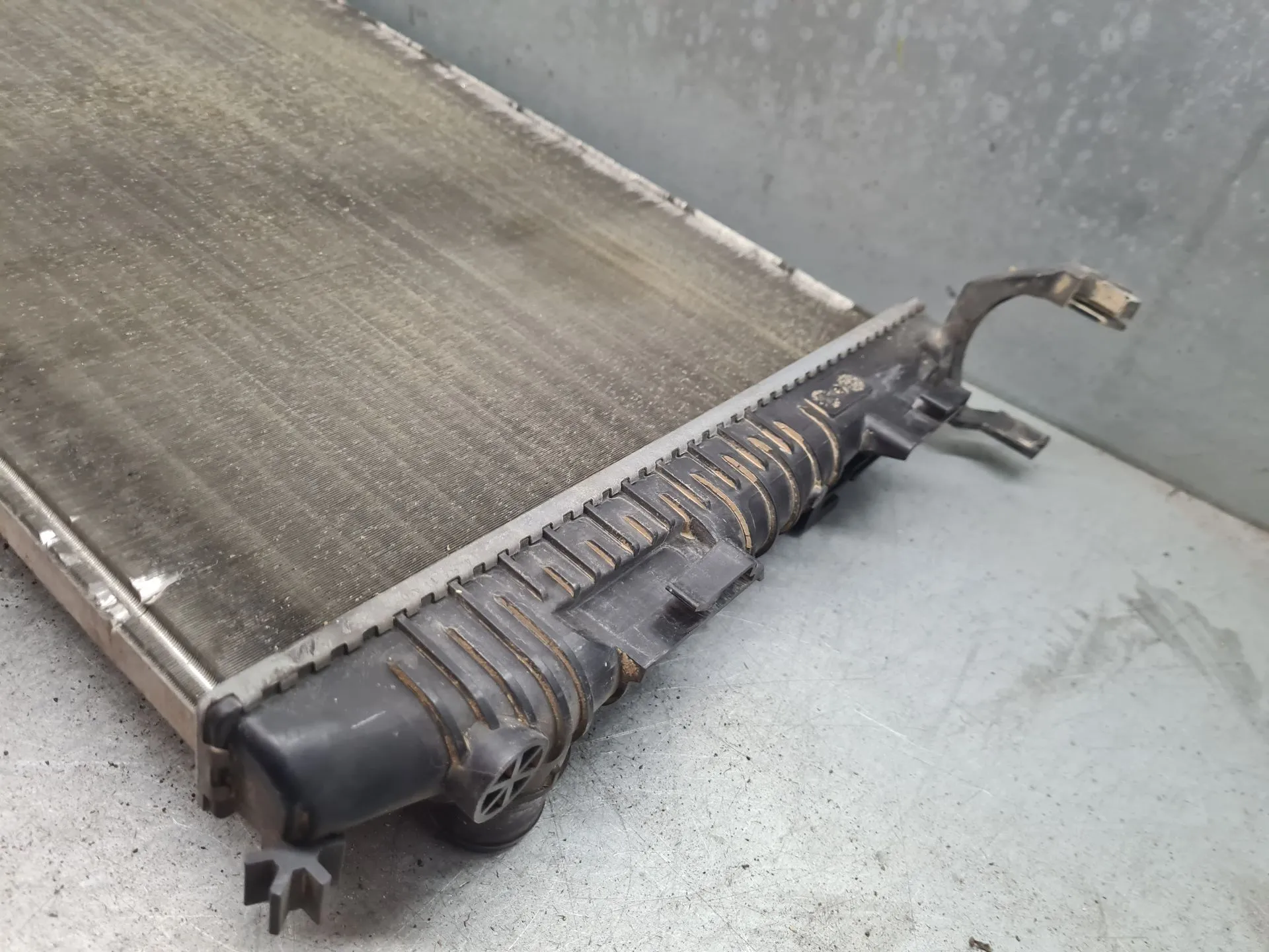 Water radiator DACIA Duster (HS_) Imagem-4