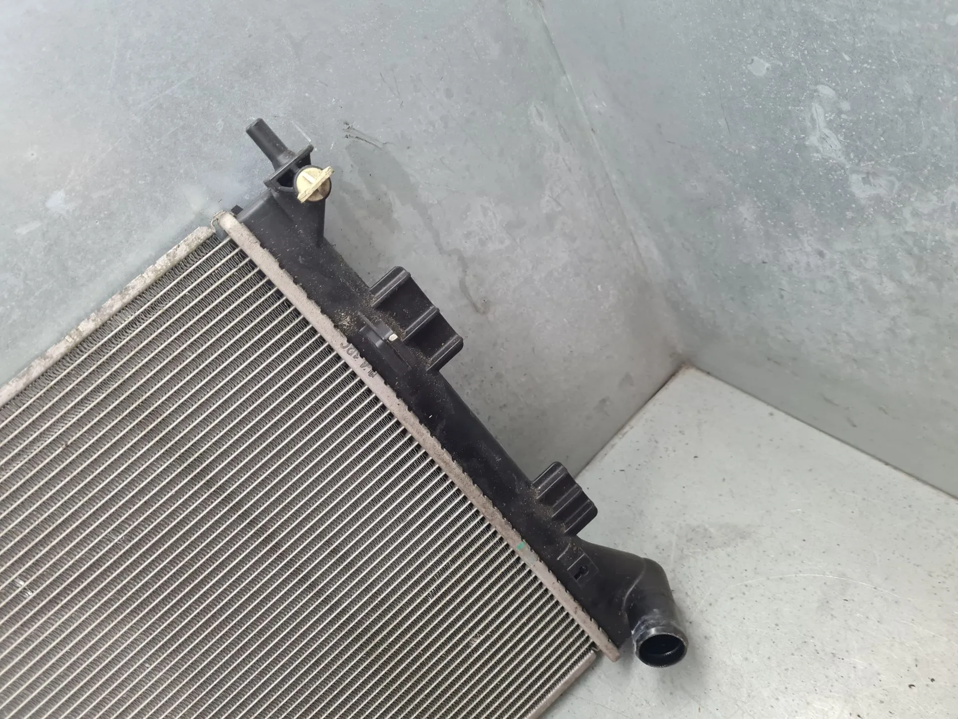 Water radiator KIA Ceed (JD) Imagem-1