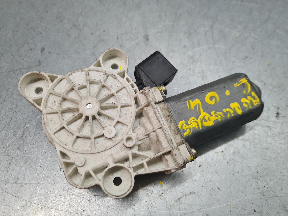 Moteur lève-vitre avant gauche MERCEDES-BENZ Classe C (W203) Imagem-1