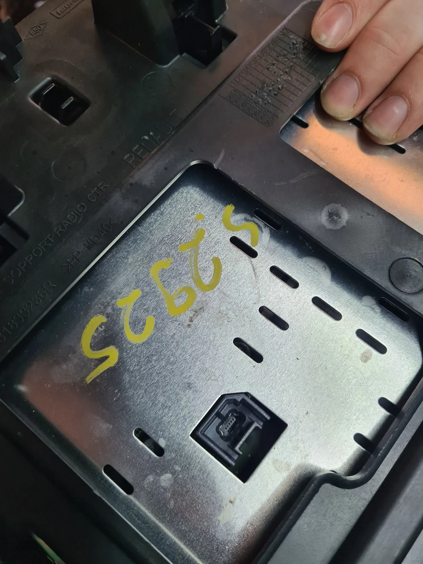 Kit Auto-rádio RENAULT Megane IV (B9A/M_) Imagem-3