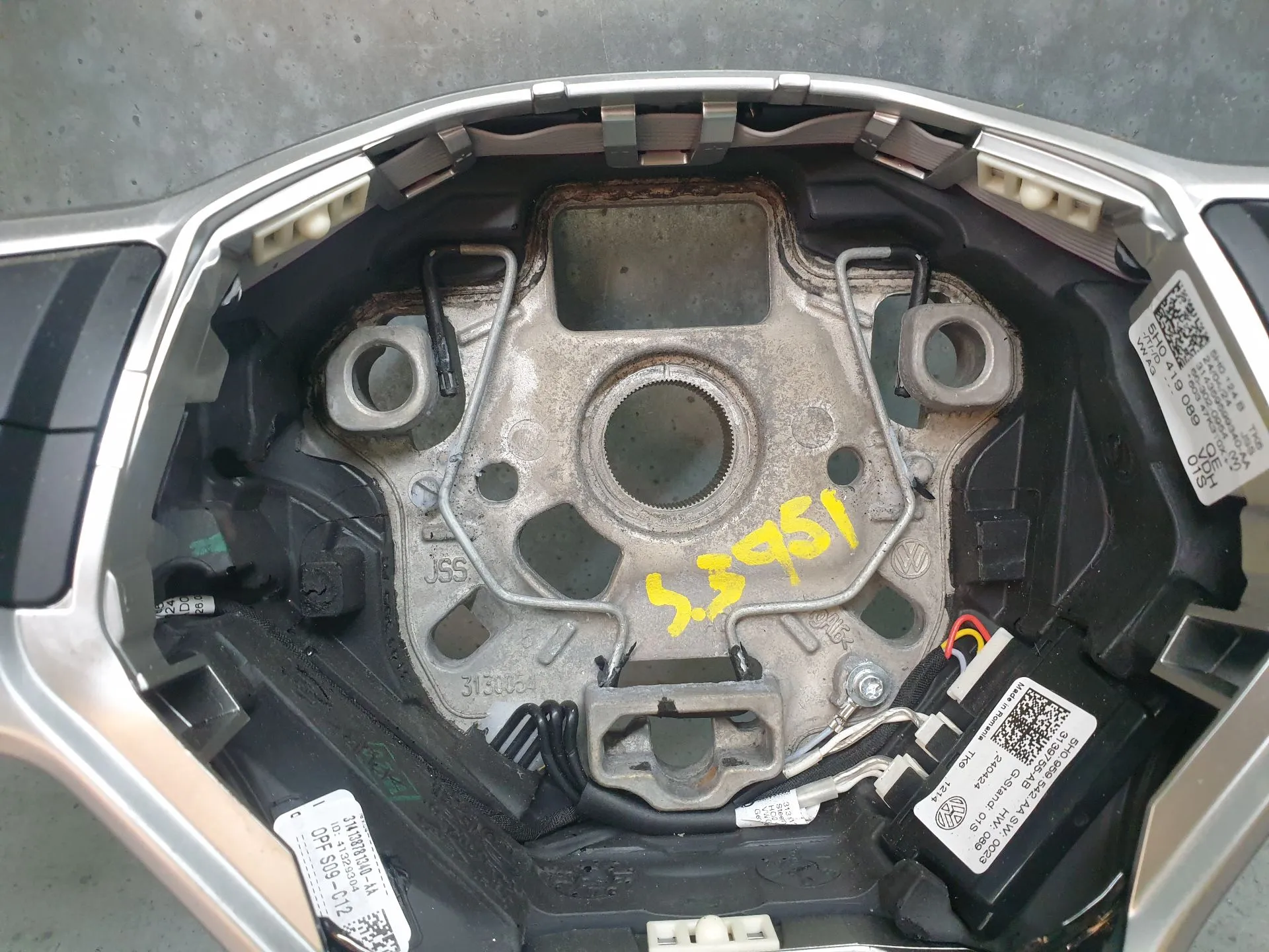 Steering wheel VOLKSWAGEN Golf VIII Variant (CG5) Imagem-3
