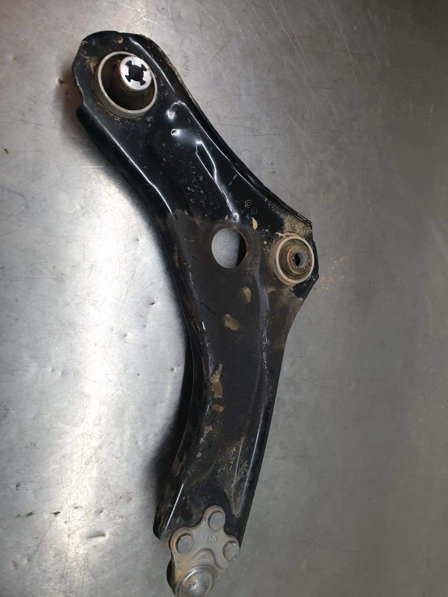 Brazo suspensión delantero izquierdo RENAULT Kangoo III Imagem-1