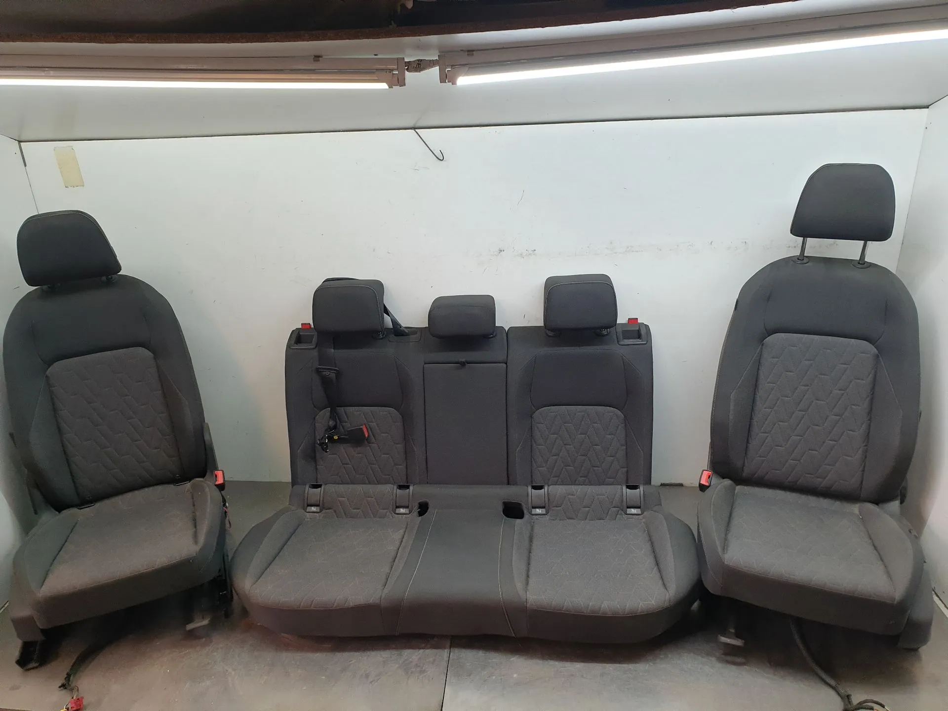 Conjunto de Bancos VOLKSWAGEN Golf VIII Variant (CG5) Imagem-0