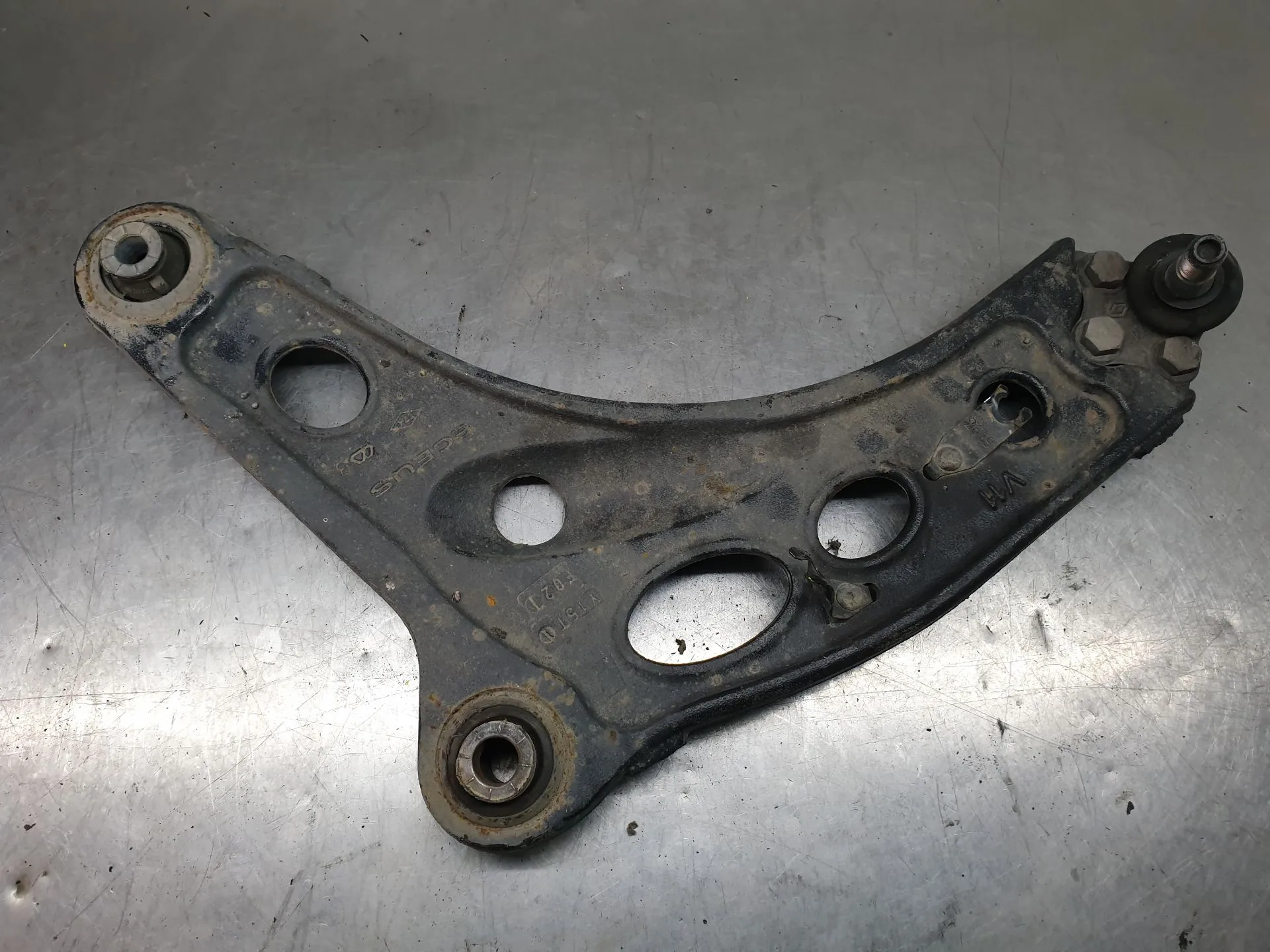 Bras de suspension Avant gauche RENAULT Trafic III (FG_) Imagem-1