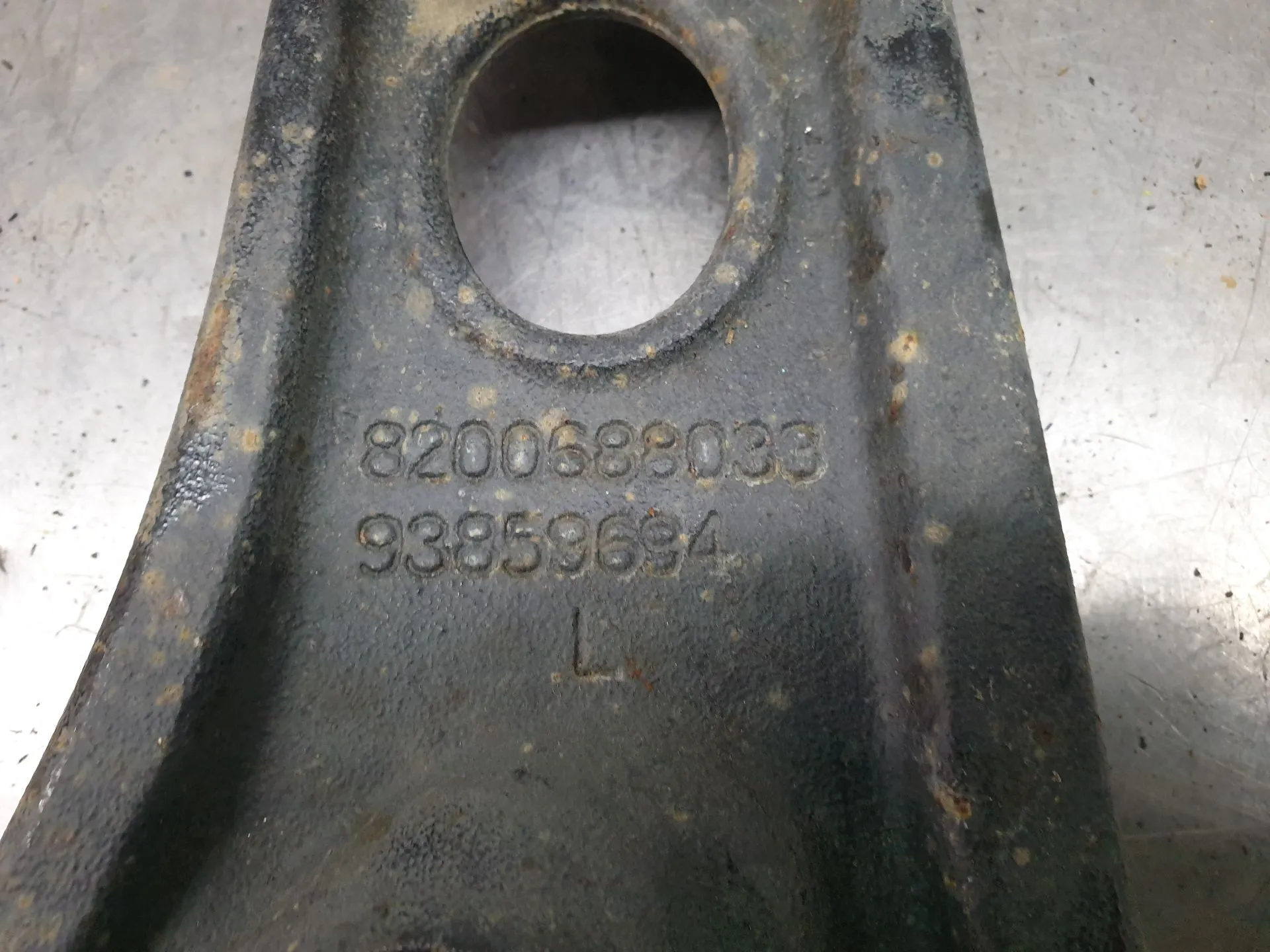 Bras de suspension Avant gauche RENAULT Trafic III (FG_) Imagem-2