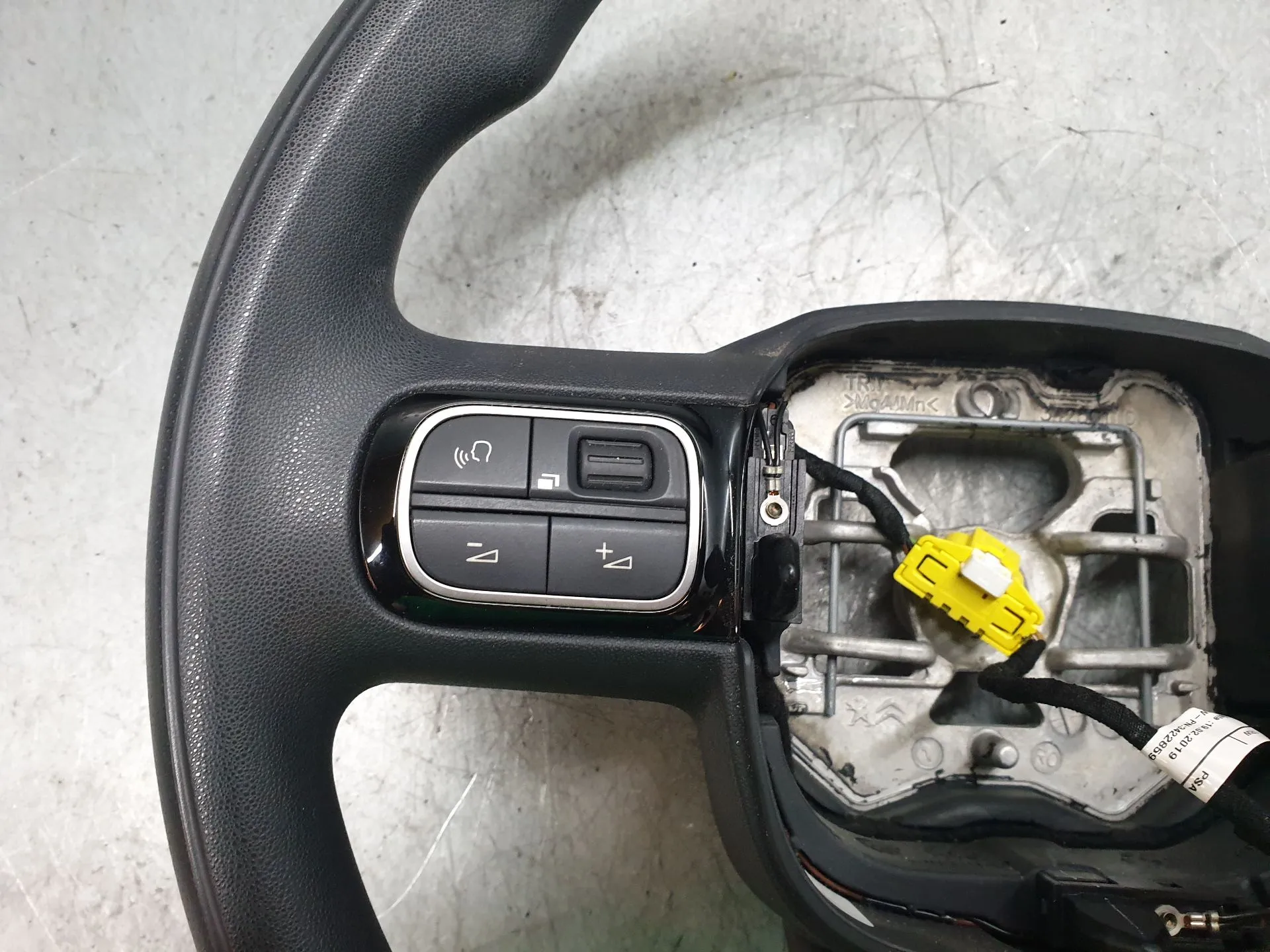 Volante de dirección CITROËN C3 III (SX) Imagem-1