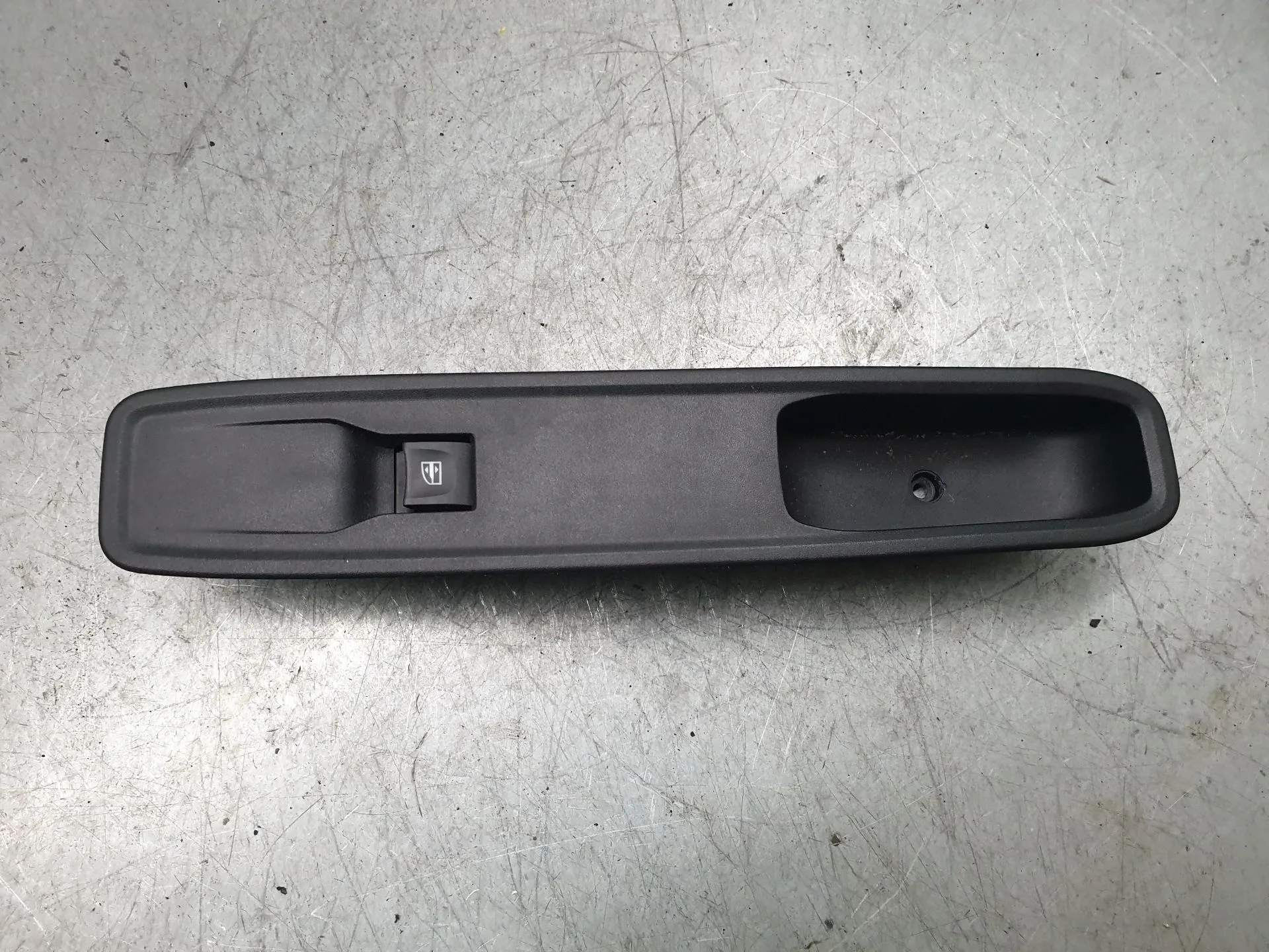 Mando / interruptor elevalunas delantero derecho DACIA Sandero III