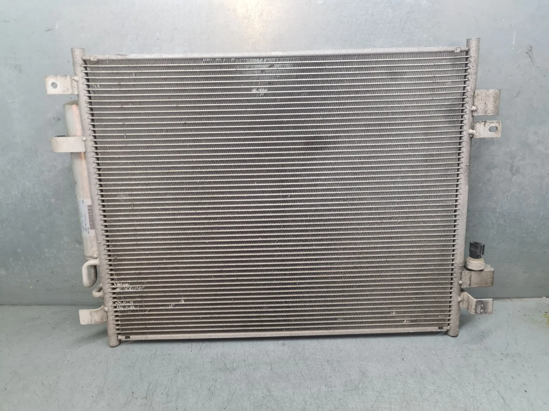 Condensatore aria condizionata (A/C) NISSAN Note (E12)