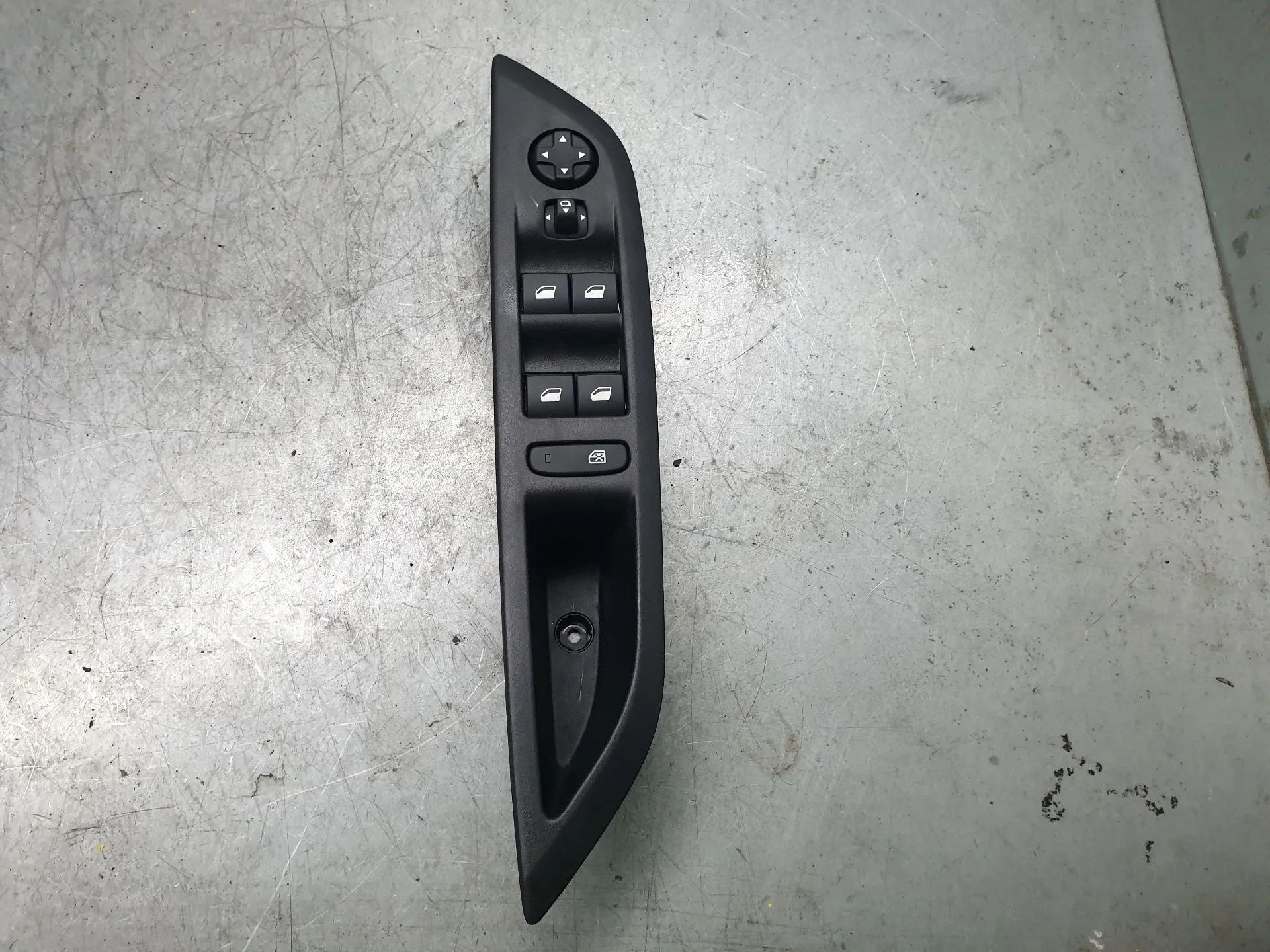 Comando / botão / interruptor vidros frente esquerdo PEUGEOT 208 II