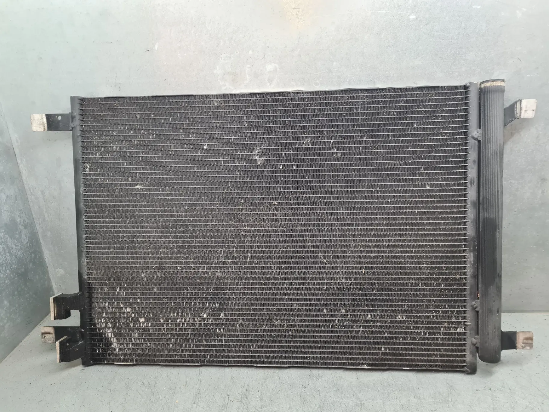 Condensatore aria condizionata (A/C) AUDI A3 Sportback (8VA, 8VF)