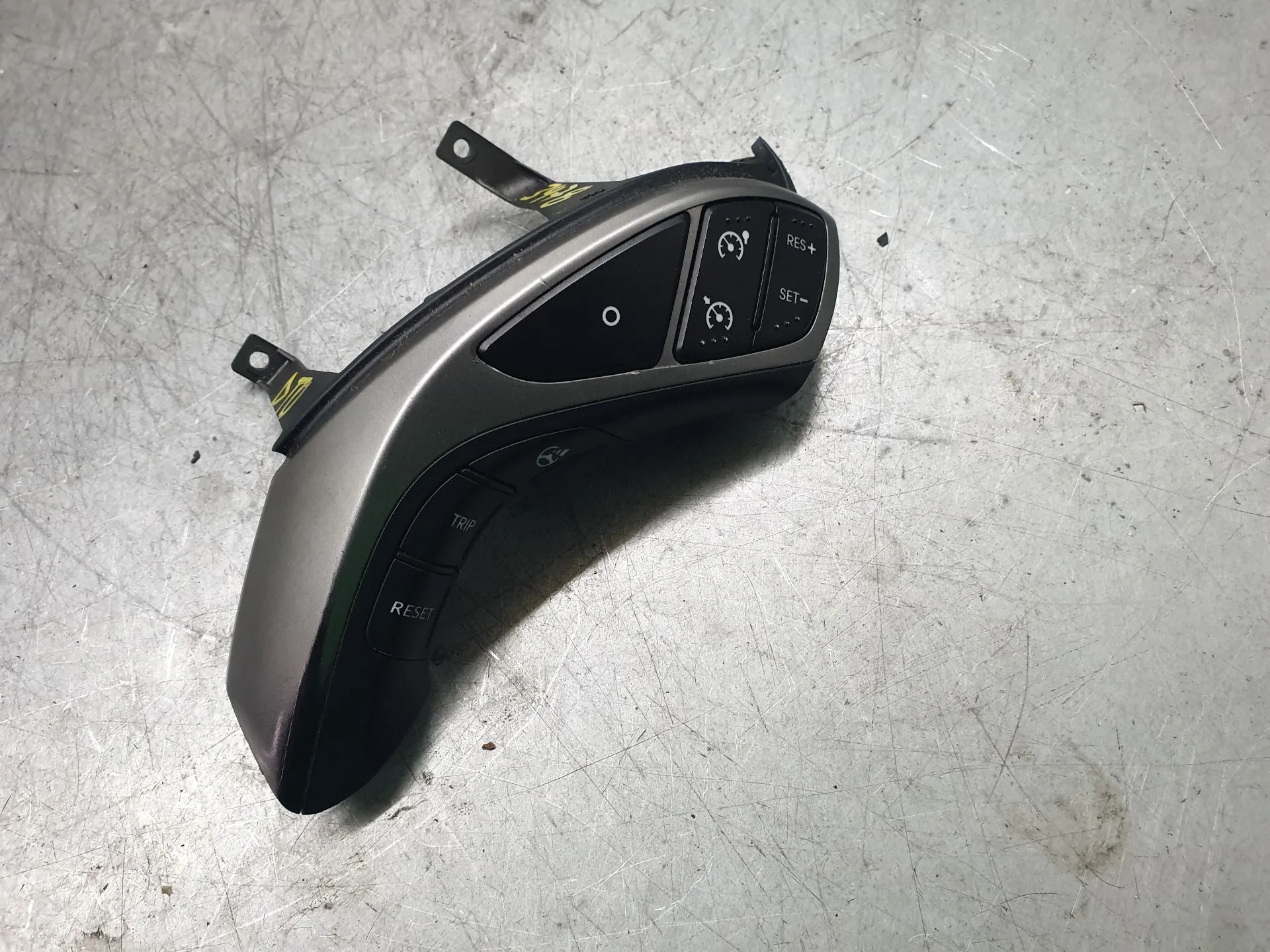 Comandi al volante HYUNDAI i30 (GD)