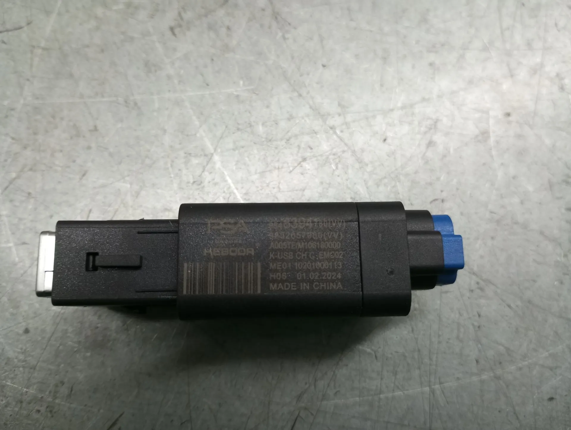 Módulo USB / AUX / IPOD RENAULT Captur II Imagem-4