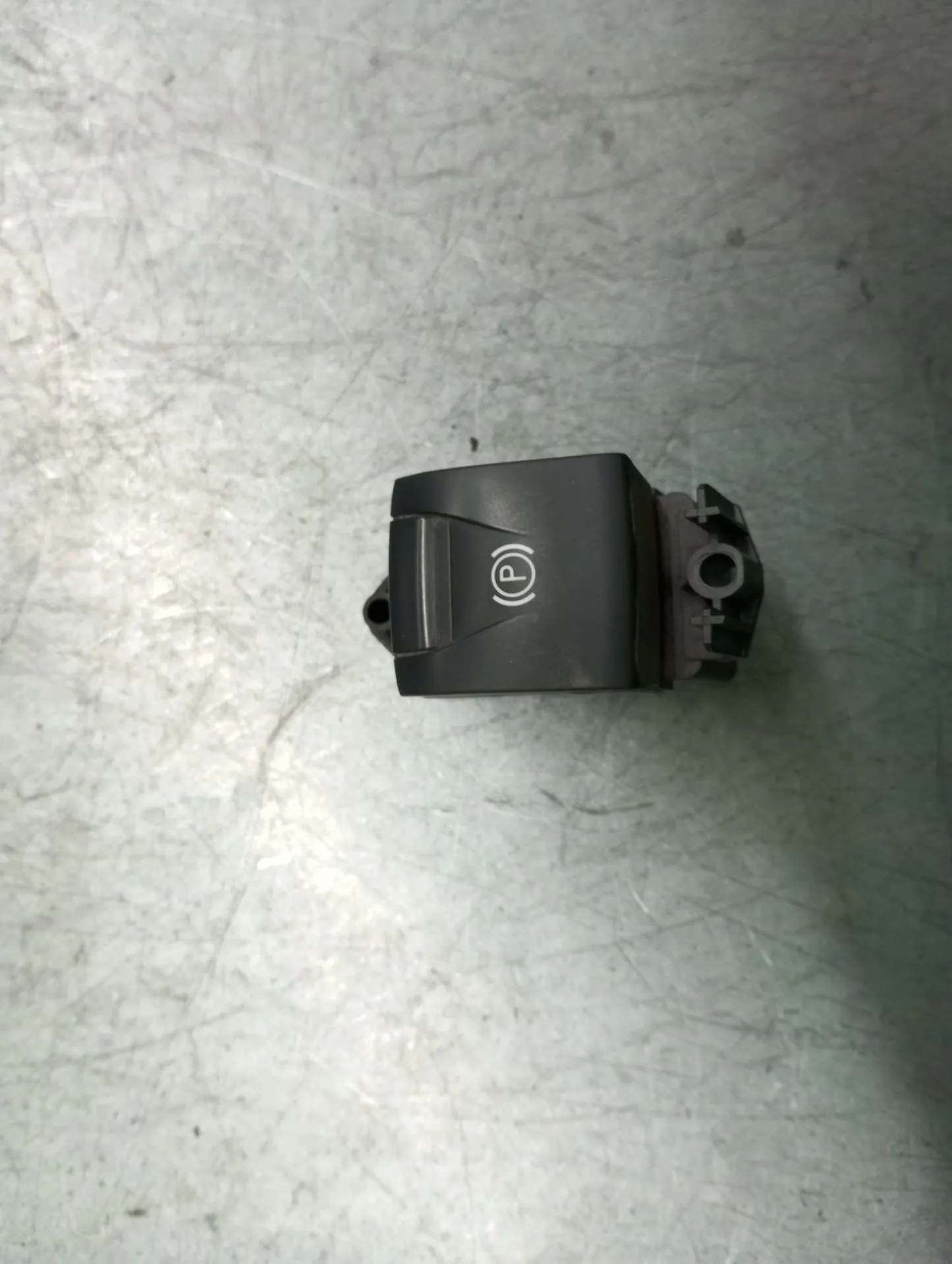 Pulsante / interruttore freno di stazionamento RENAULT Megane III Grandtour (KZ0/1)