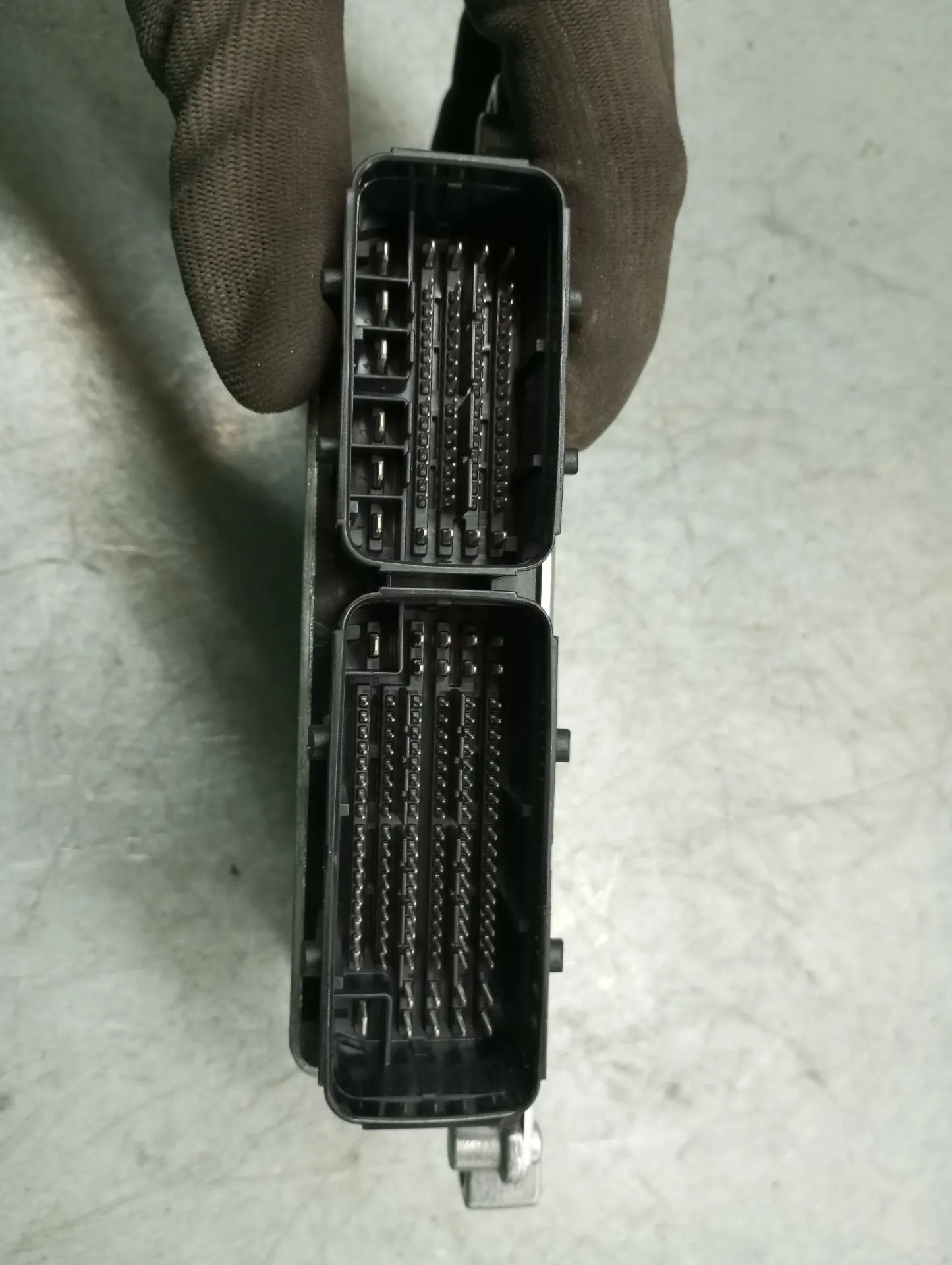 Centralina motor / ECU PEUGEOT 208 II Imagem-1