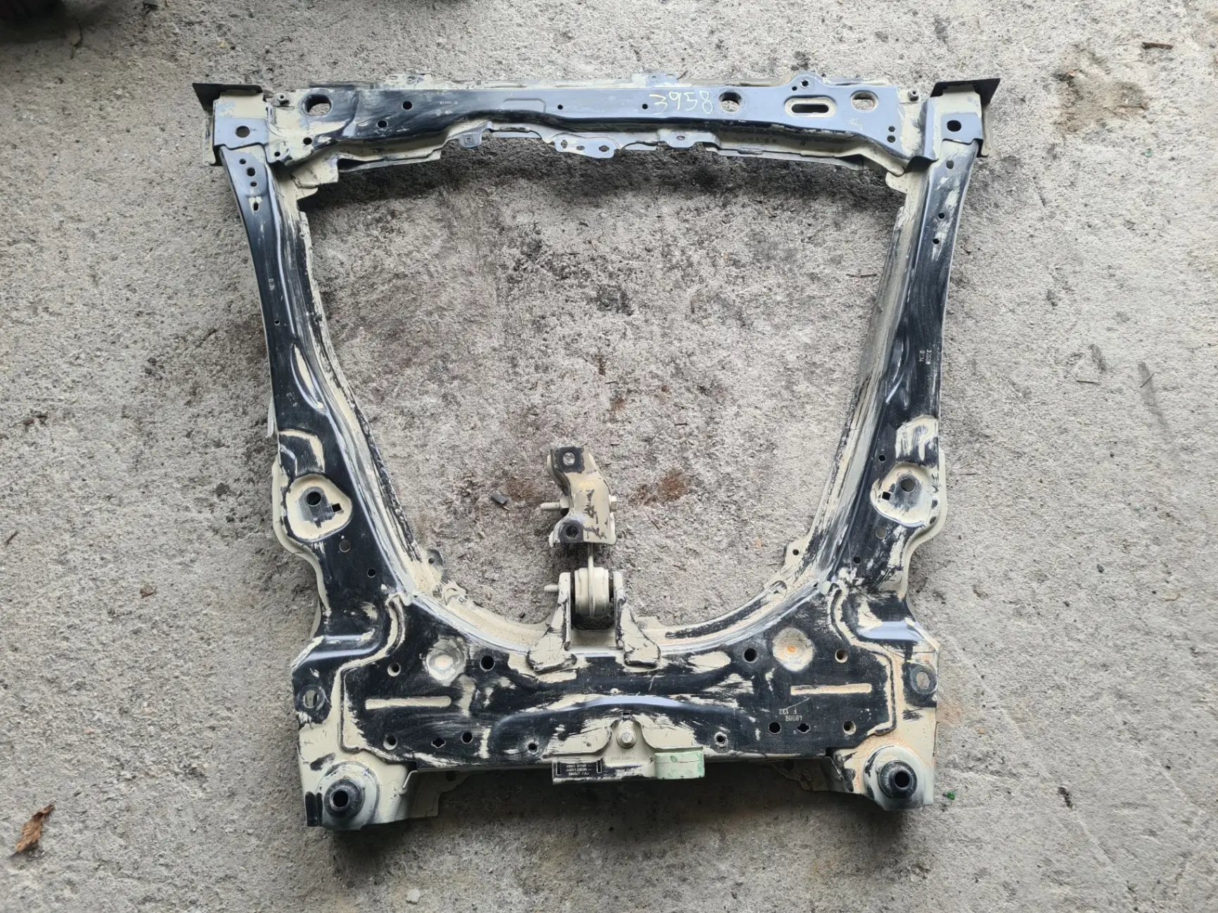 Berceau avant DACIA Sandero III
