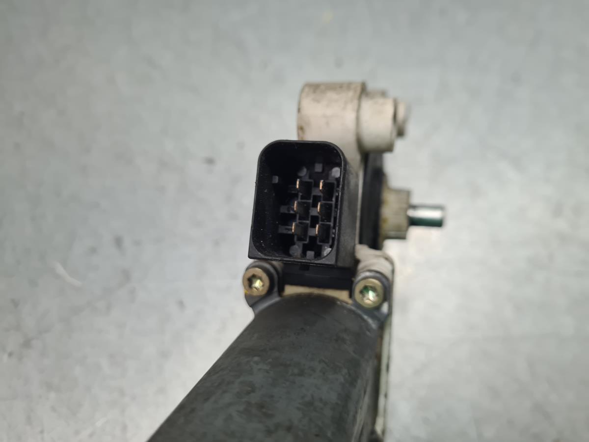 Moteur lève-vitre avant gauche MERCEDES-BENZ Classe C (W203) Imagem-3