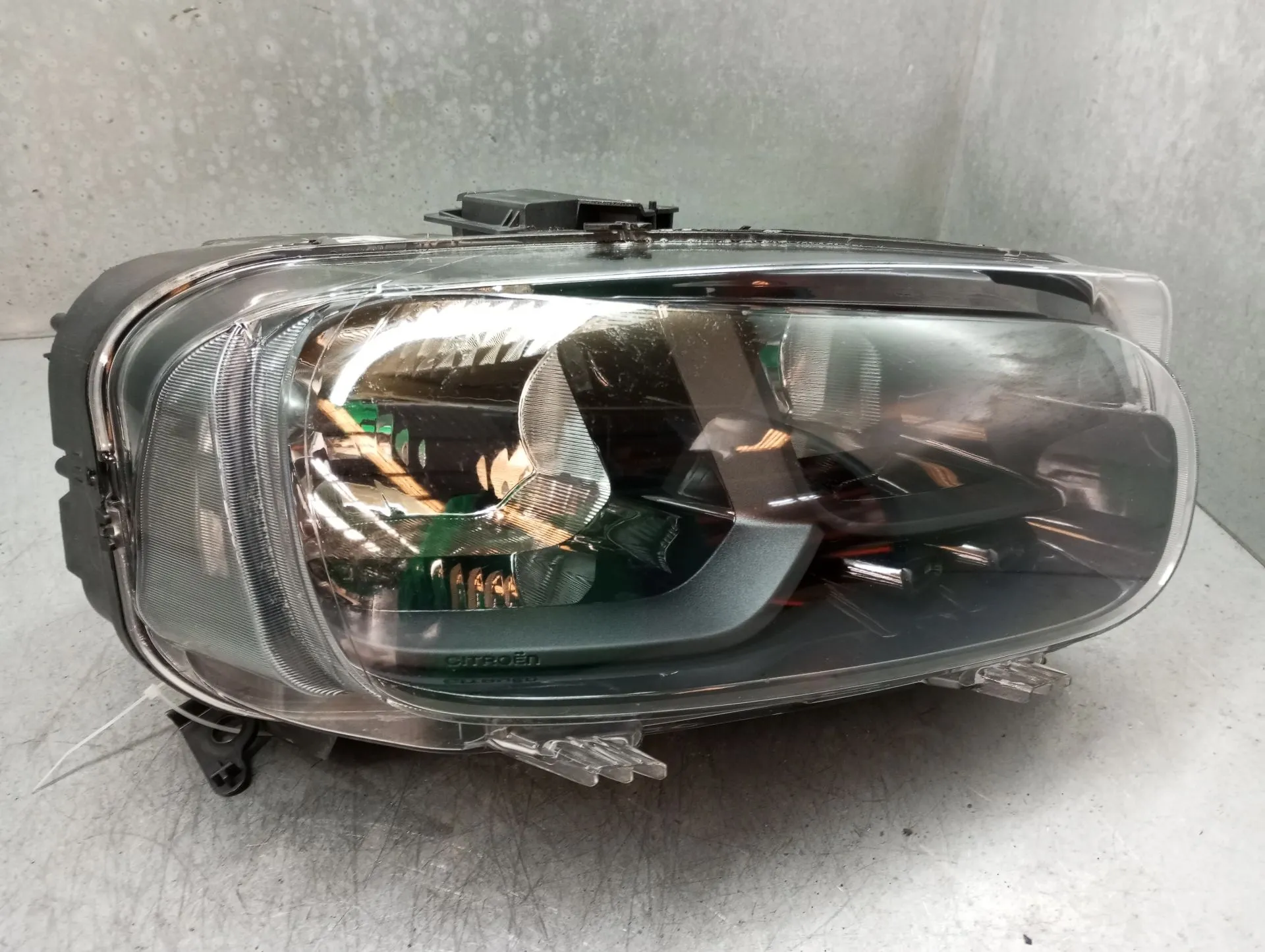 Faro anteriore destro CITROËN Berlingo (K9)