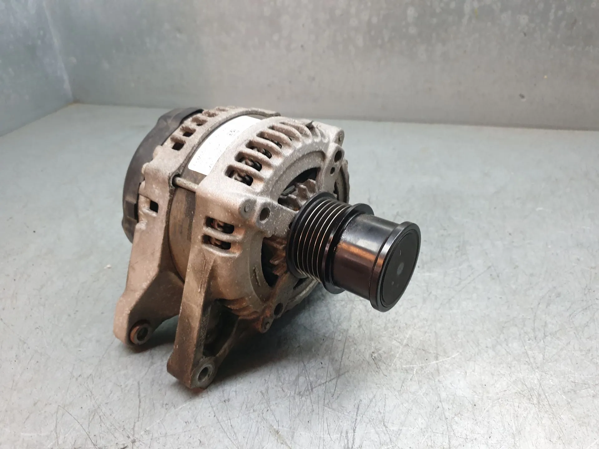 Alternador FORD Focus IV