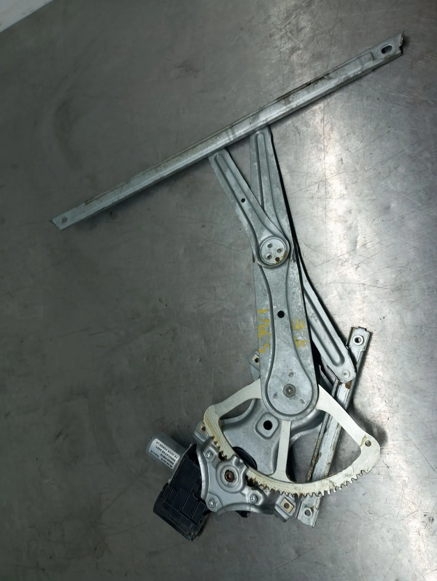 Lève-vitre avant gauche TOYOTA C-HR (_X1_)