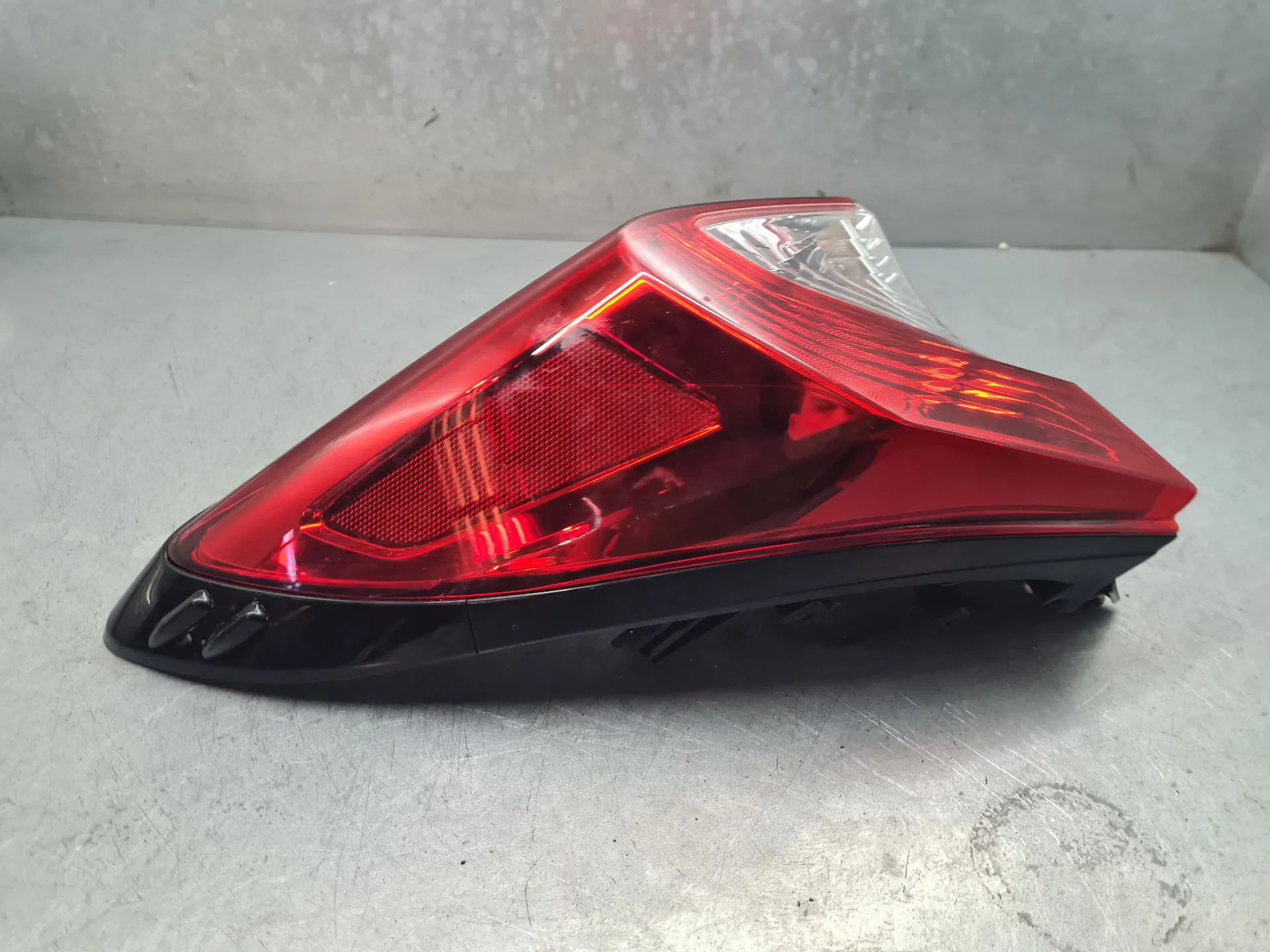 Left Tail light TOYOTA C-HR (_X1_) Imagem-1