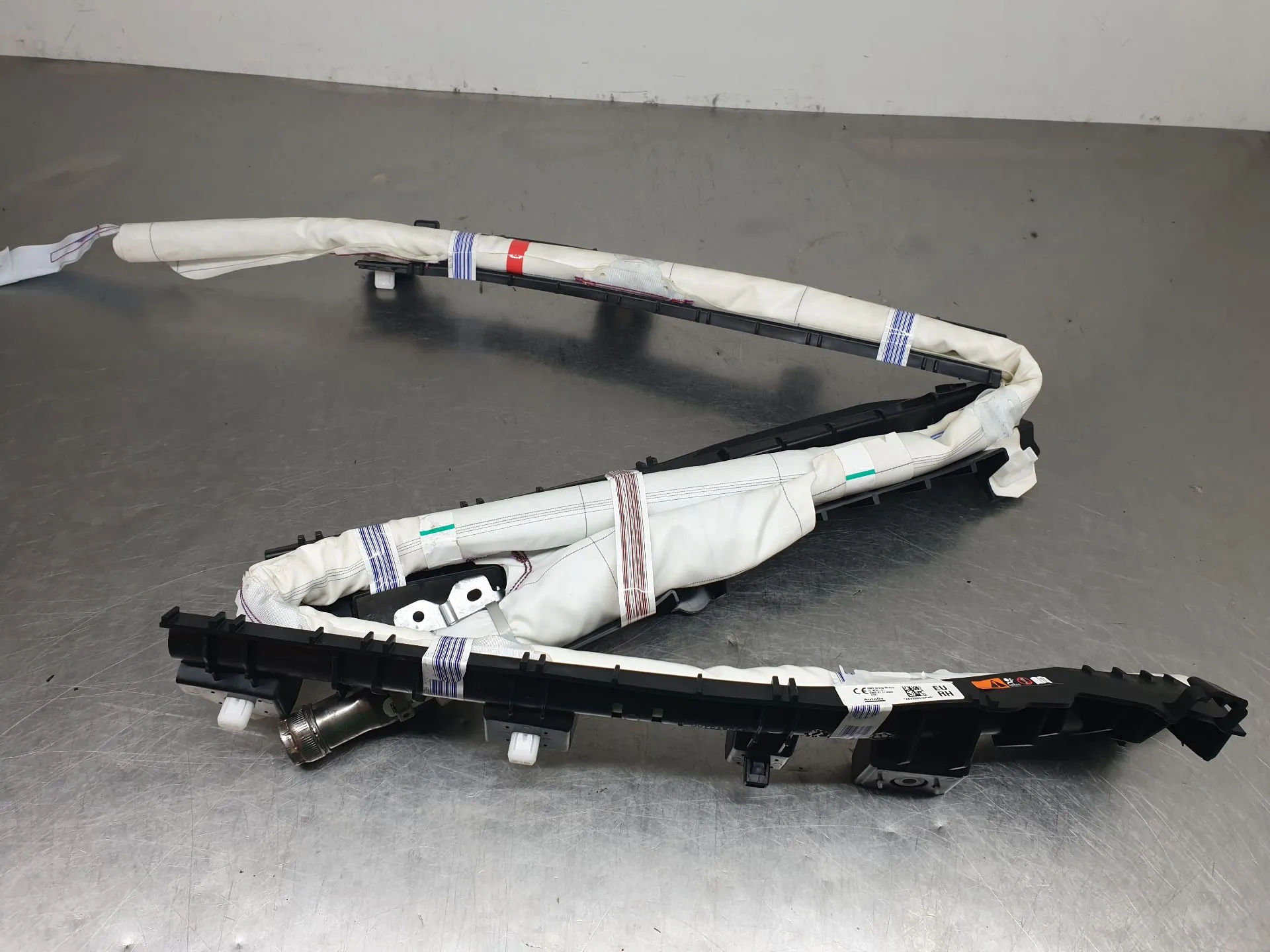 Right Curtain Airbag TOYOTA C-HR (_X1_)