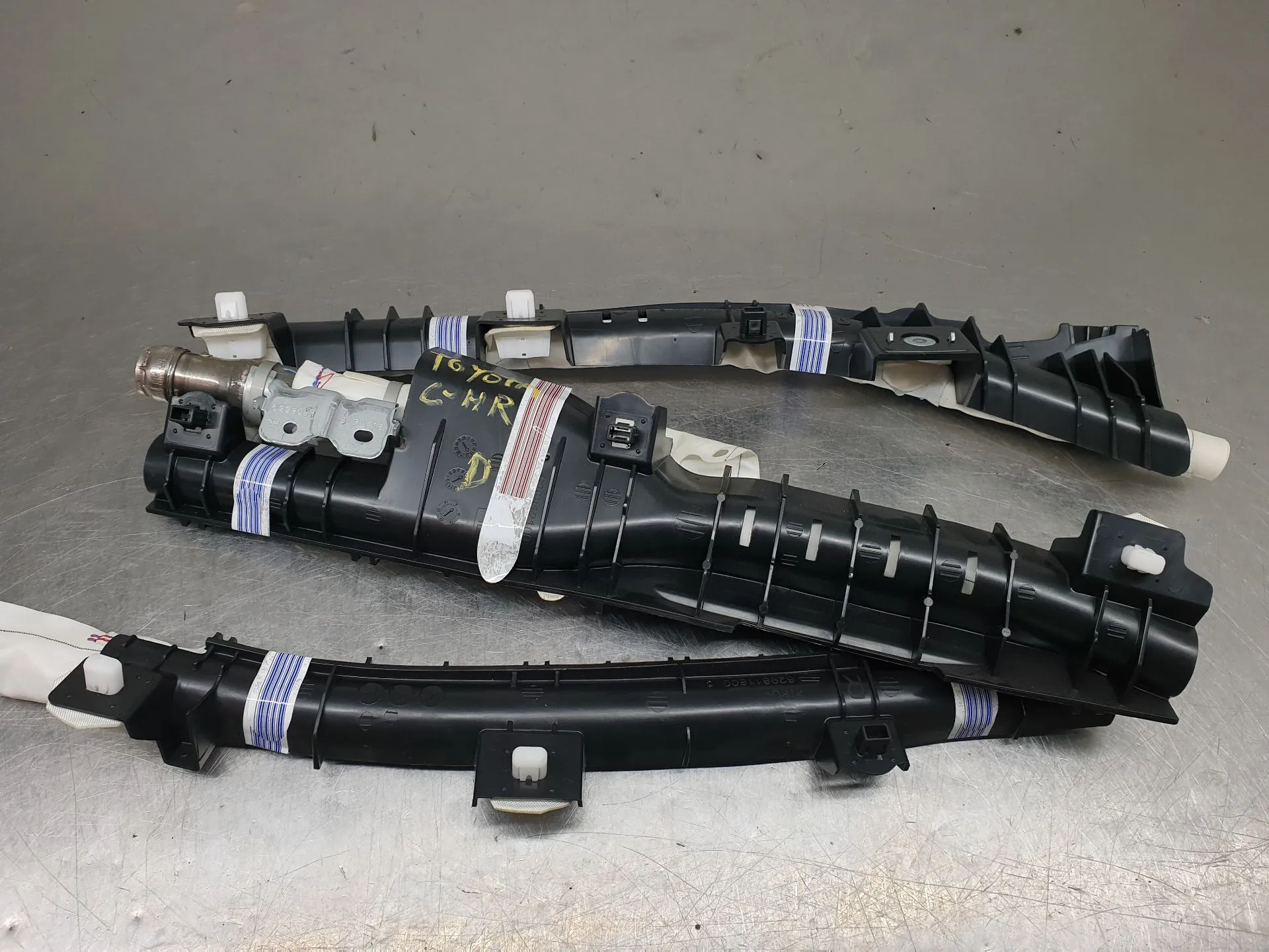 Right Curtain Airbag TOYOTA C-HR (_X1_) Imagem-1