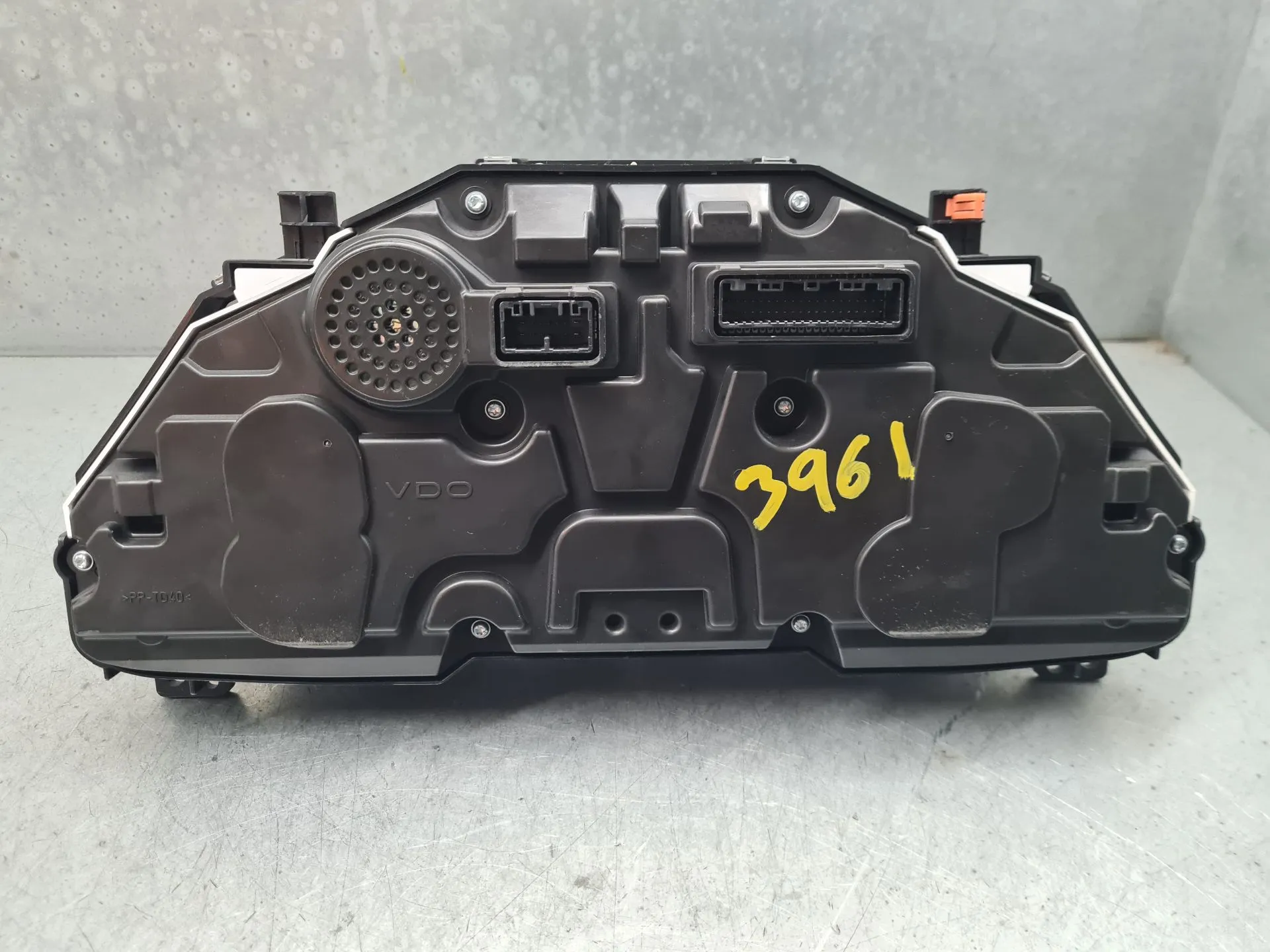 Quadrante / painel de instrumentos TOYOTA C-HR (_X1_) Imagem-6