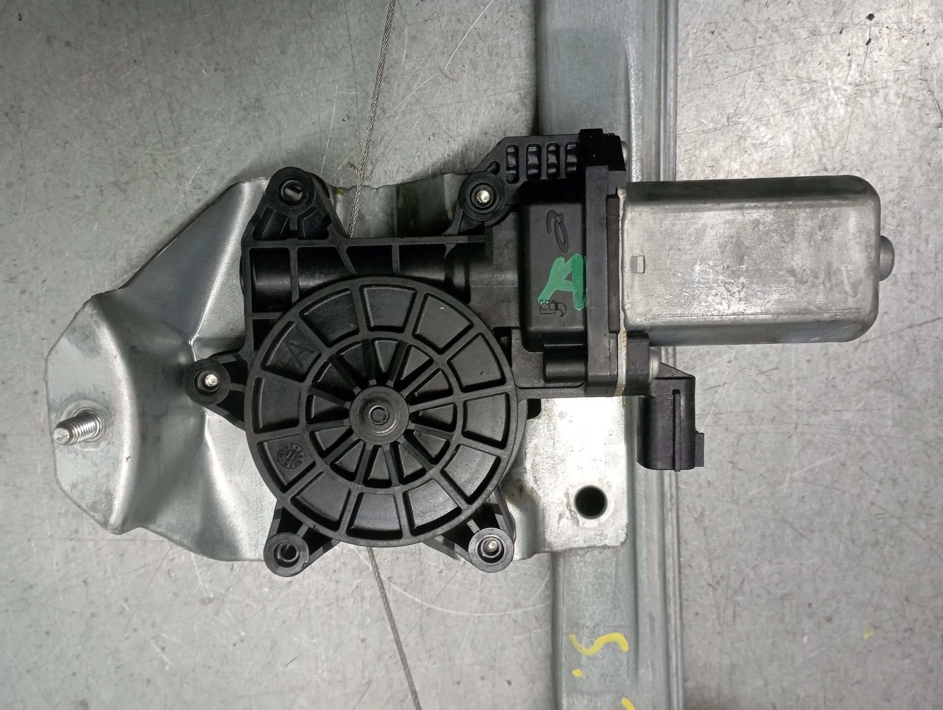 Elevalunas trasero izquierdo RENAULT Captur (J5_) Imagem-2