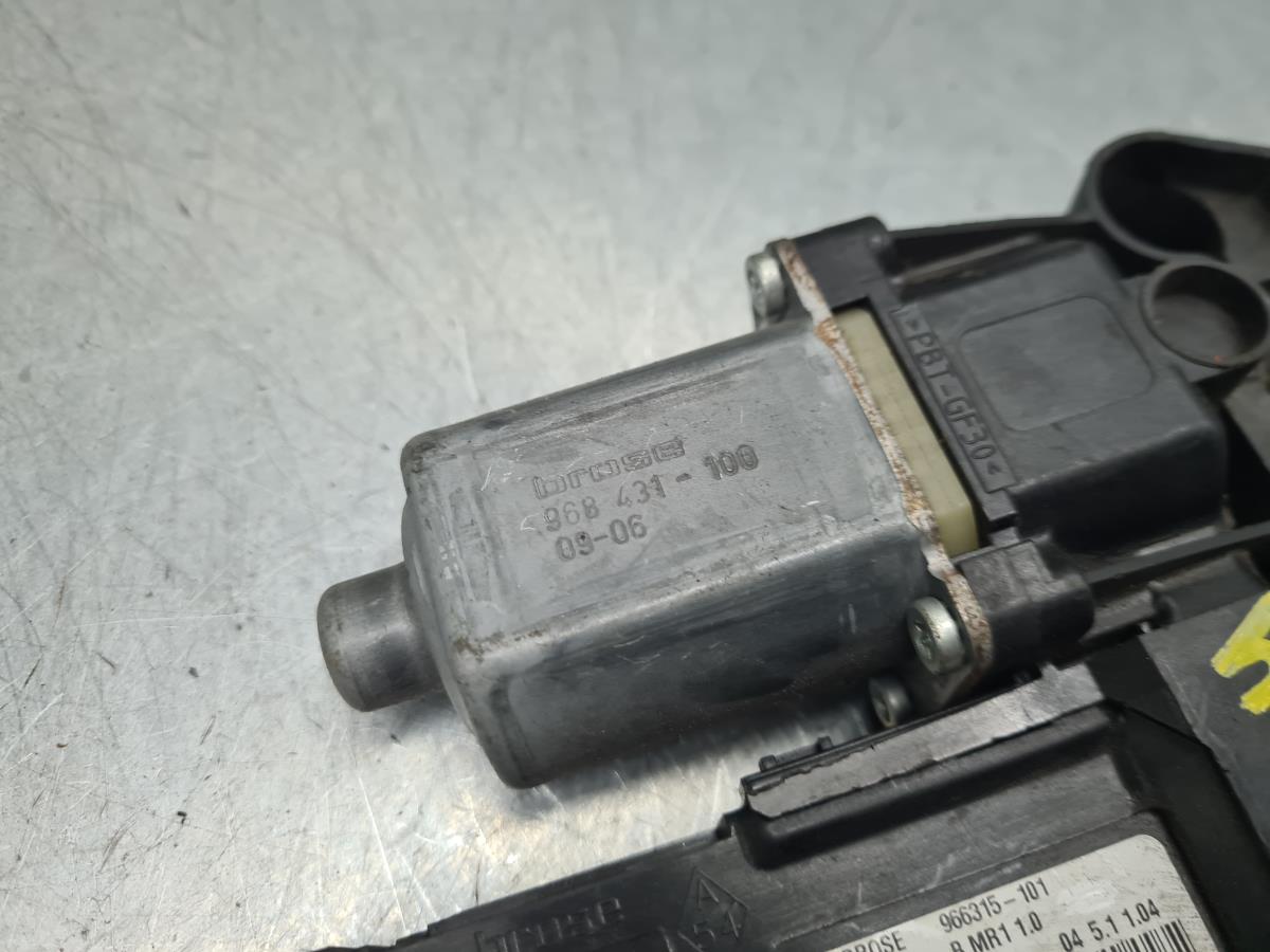 Moteur lève-vitre avant gauche RENAULT Megane III (BZ0_) Imagem-5