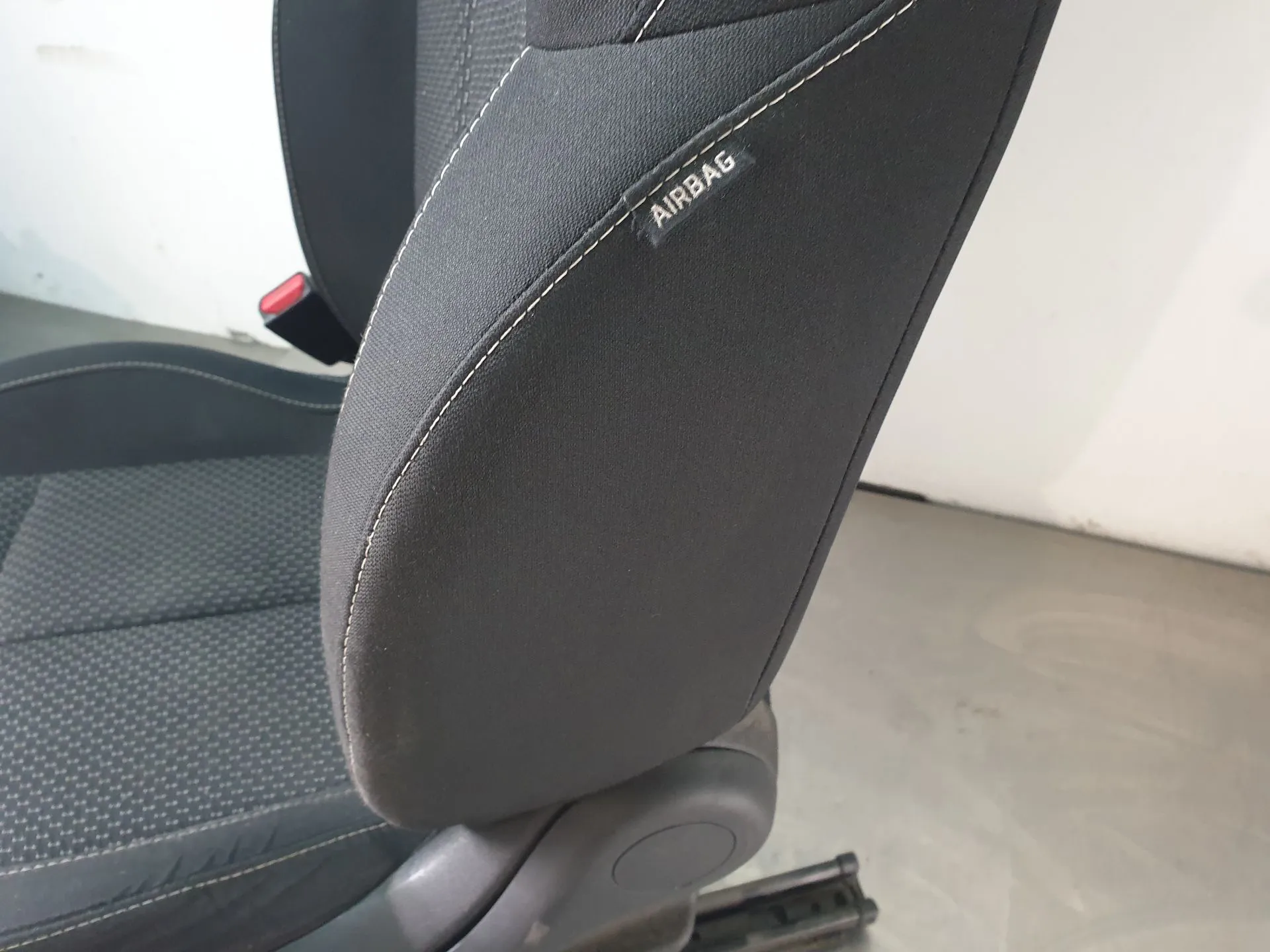 Airbag Izquierdo RENAULT Kadjar (HA_, HL_)