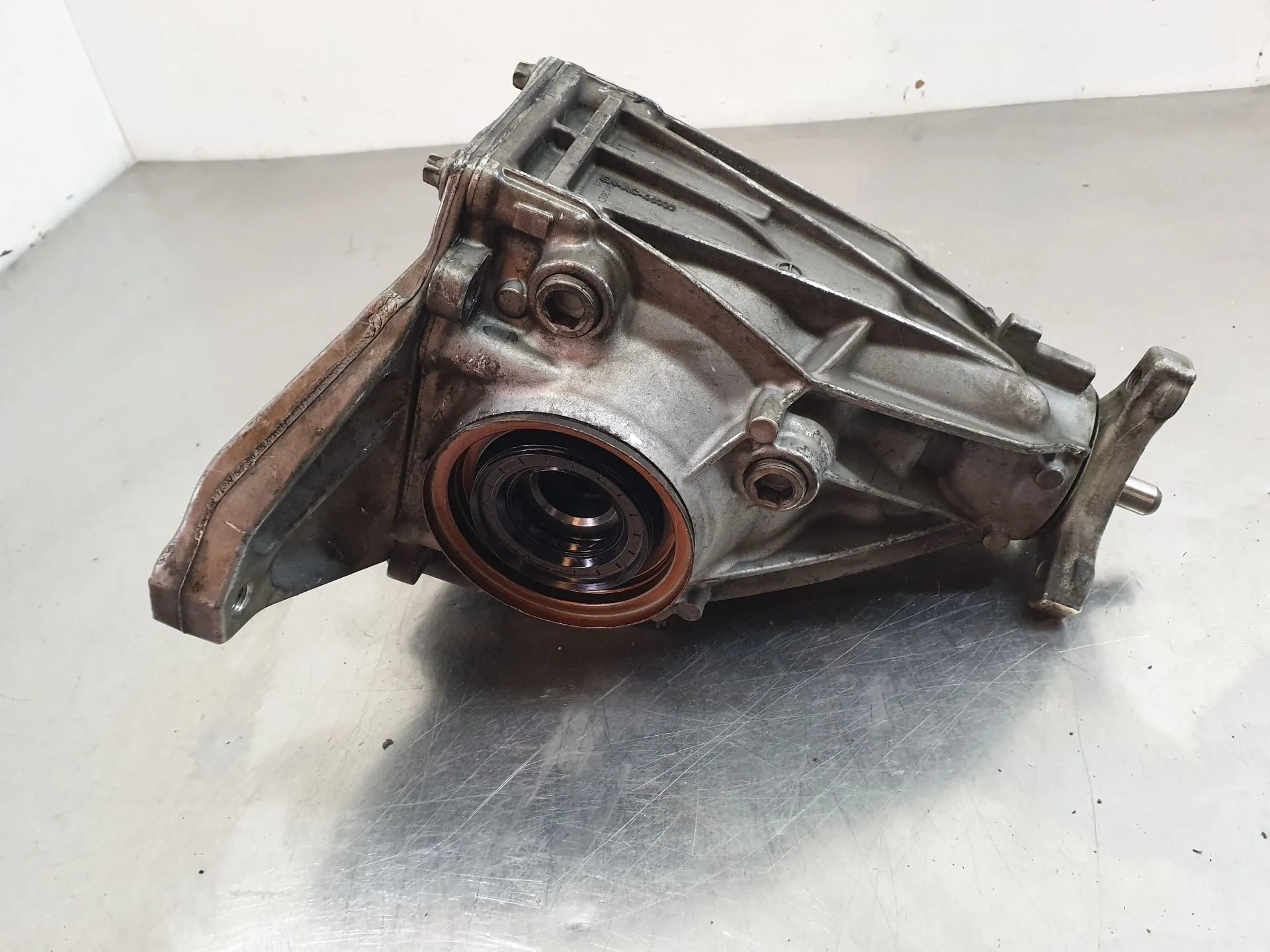 Rear differential MERCEDES-BENZ Classe C (W205) Imagem-1