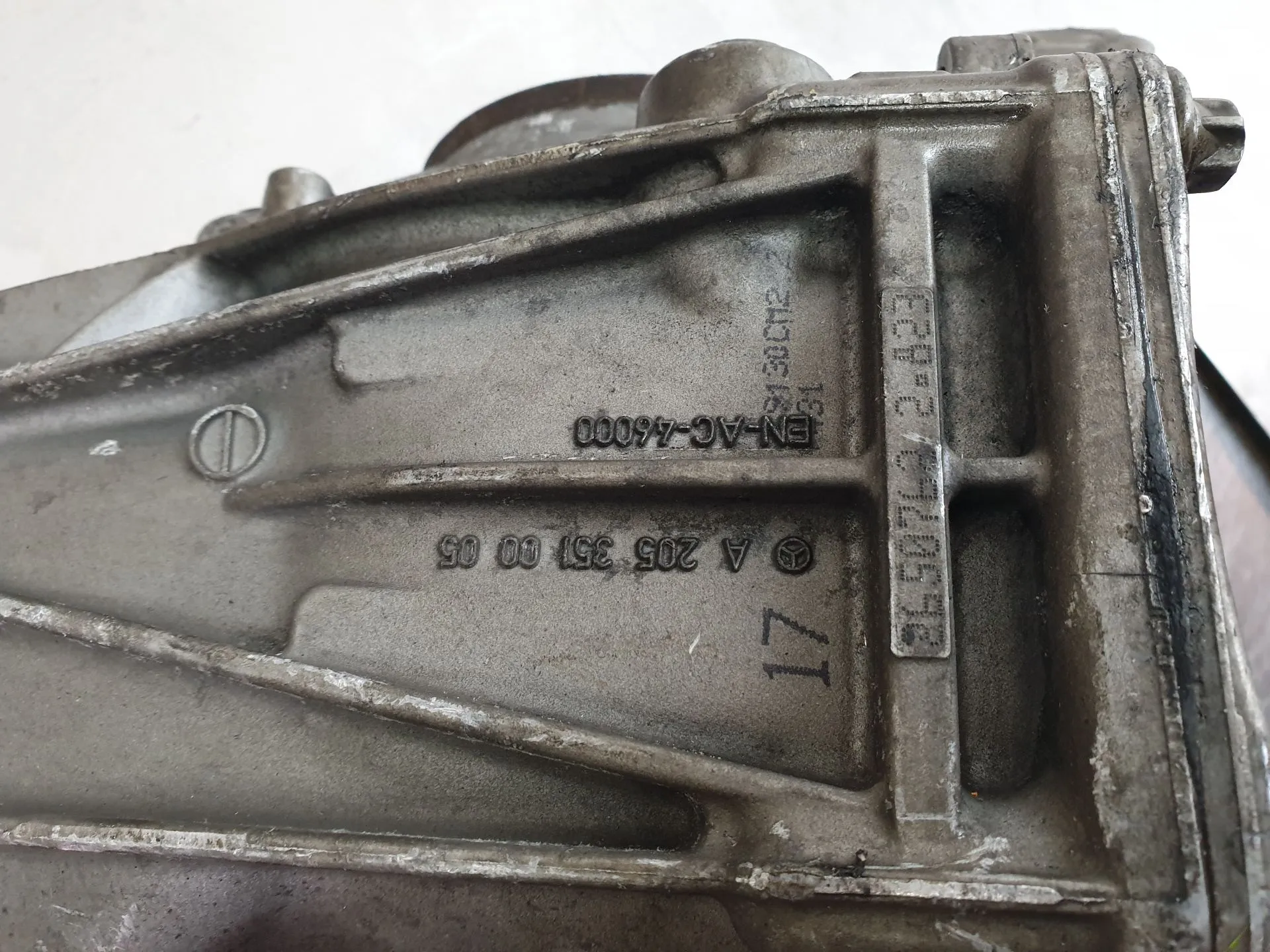 Rear differential MERCEDES-BENZ Classe C (W205) Imagem-9