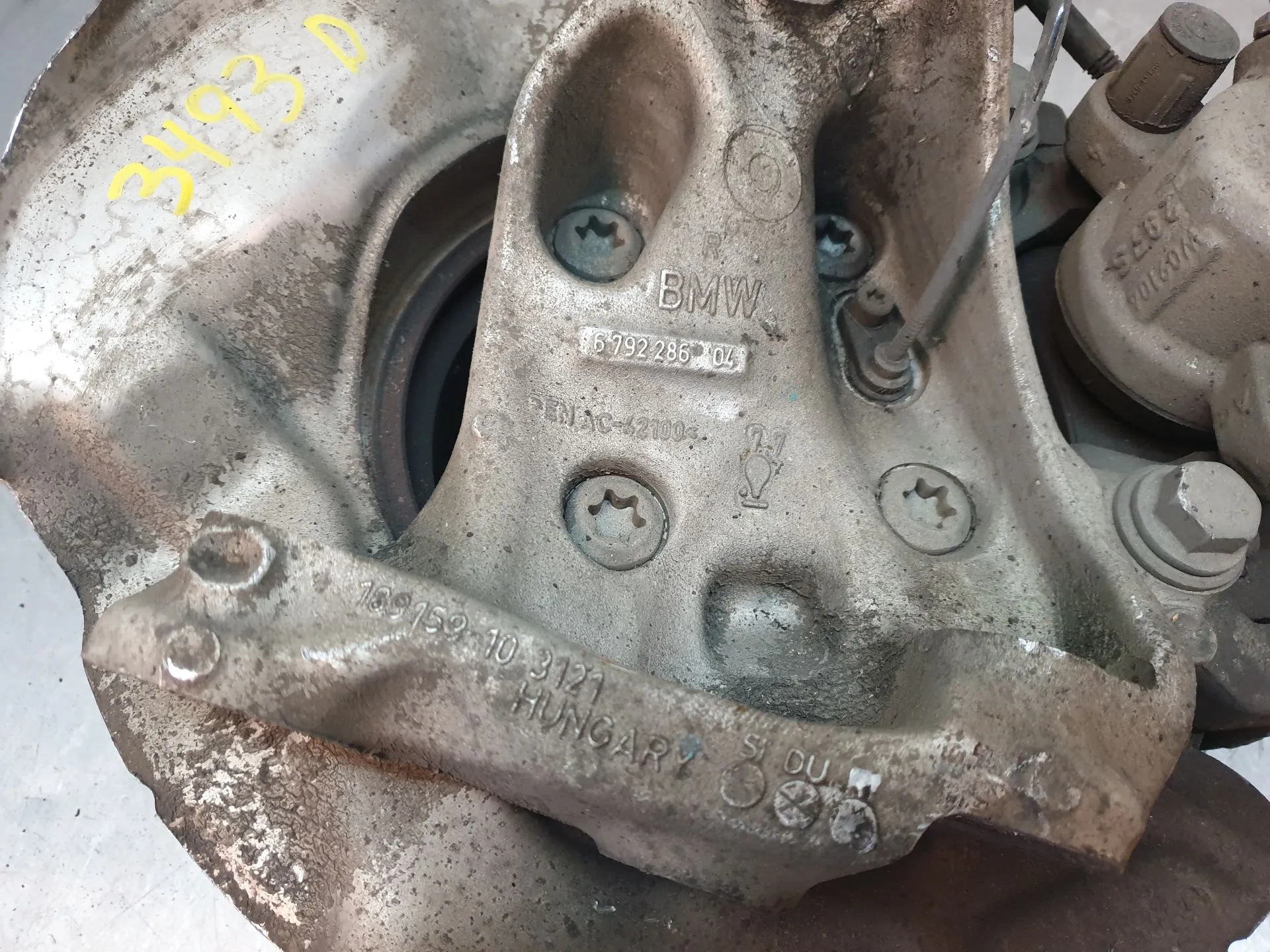 Fusée avant Droite BMW 1 (F20) Imagem-3