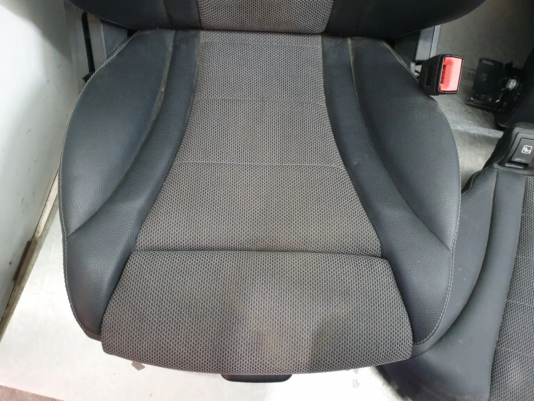 Conjunto de Bancos MERCEDES-BENZ Classe C (W205) Imagem-3