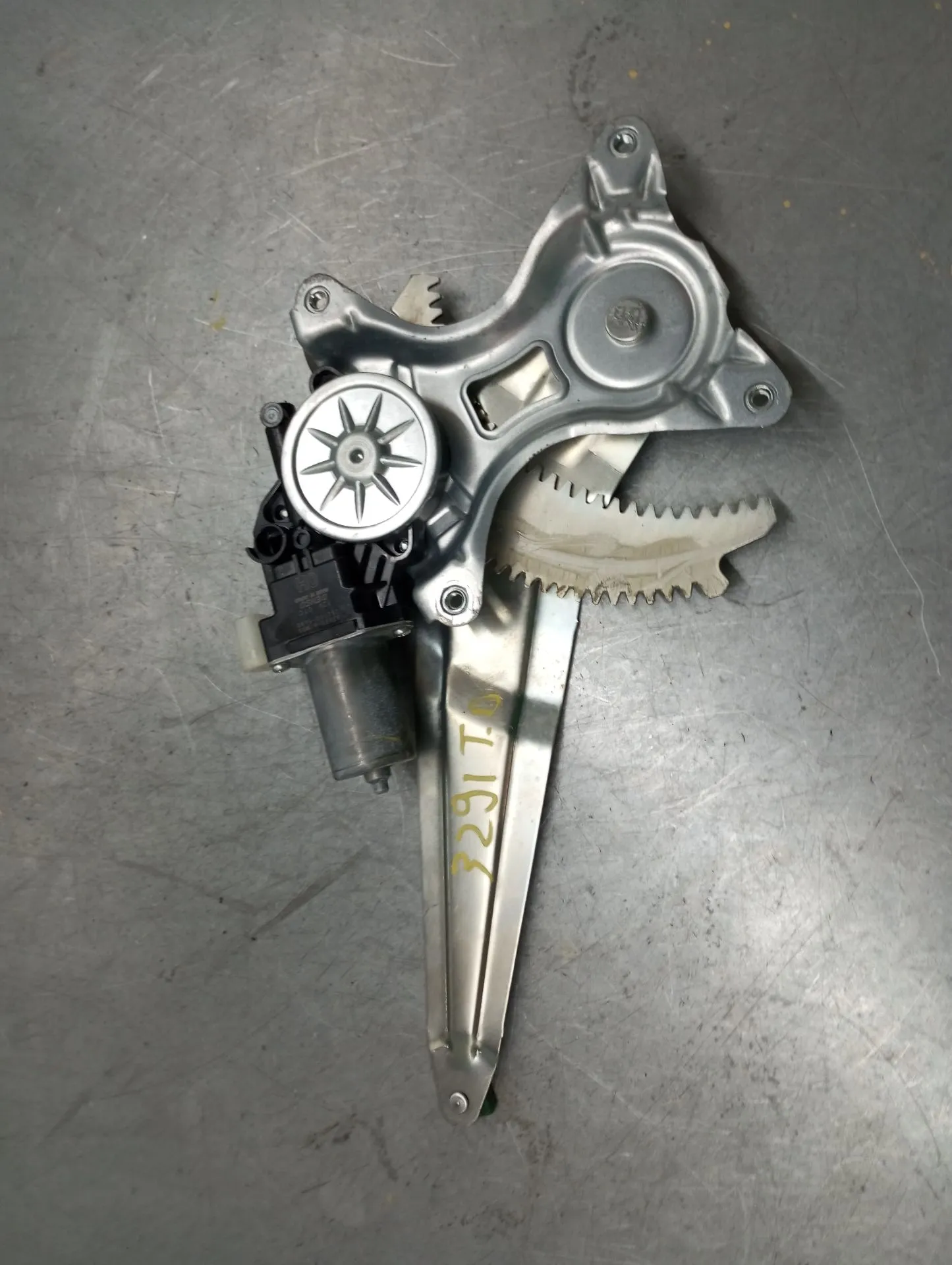 Elevador vidros trás direito SUZUKI Swift V (RZ, AZ)