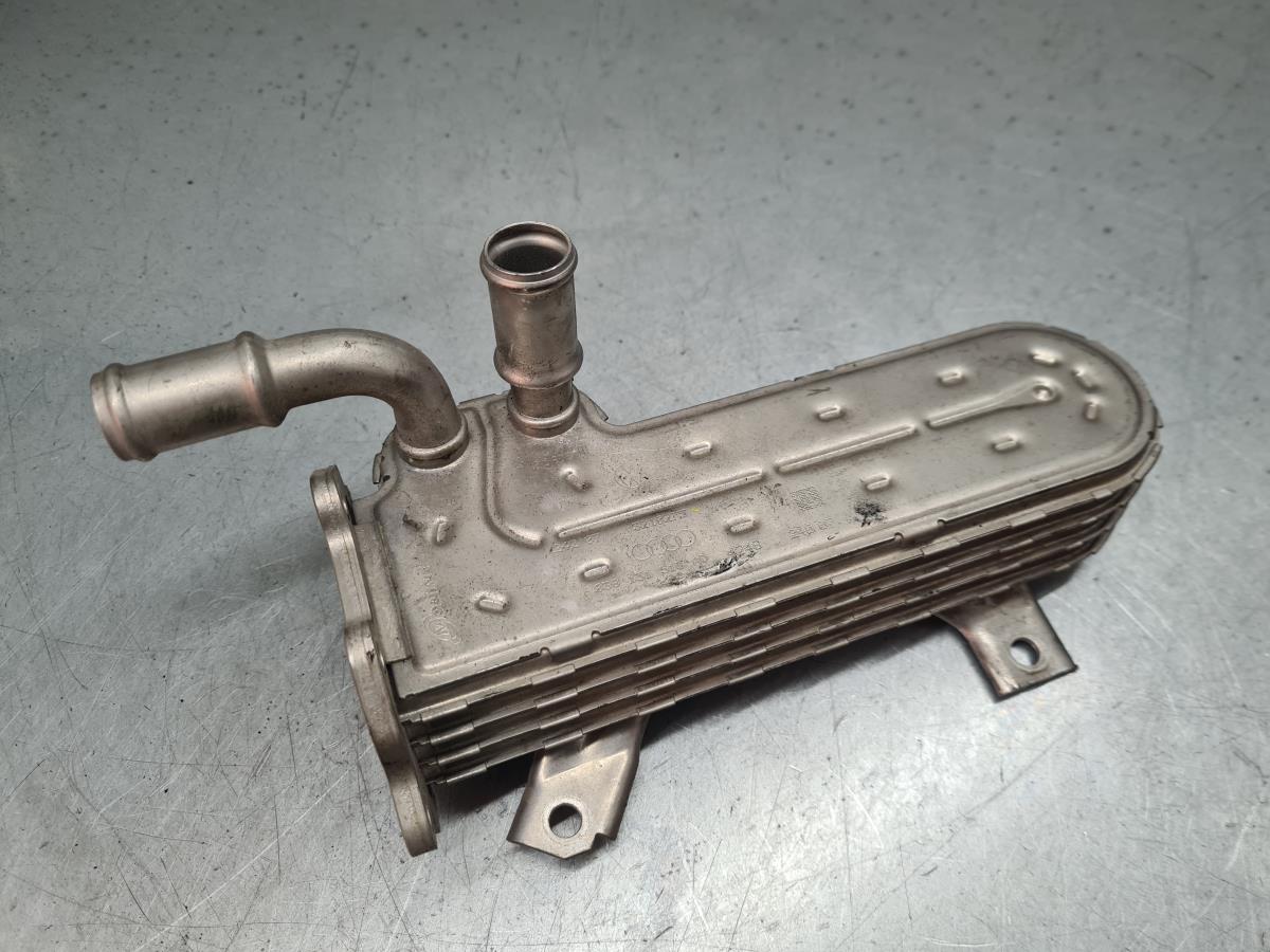 Engine oil radiator VOLKSWAGEN Golf V (1K1)